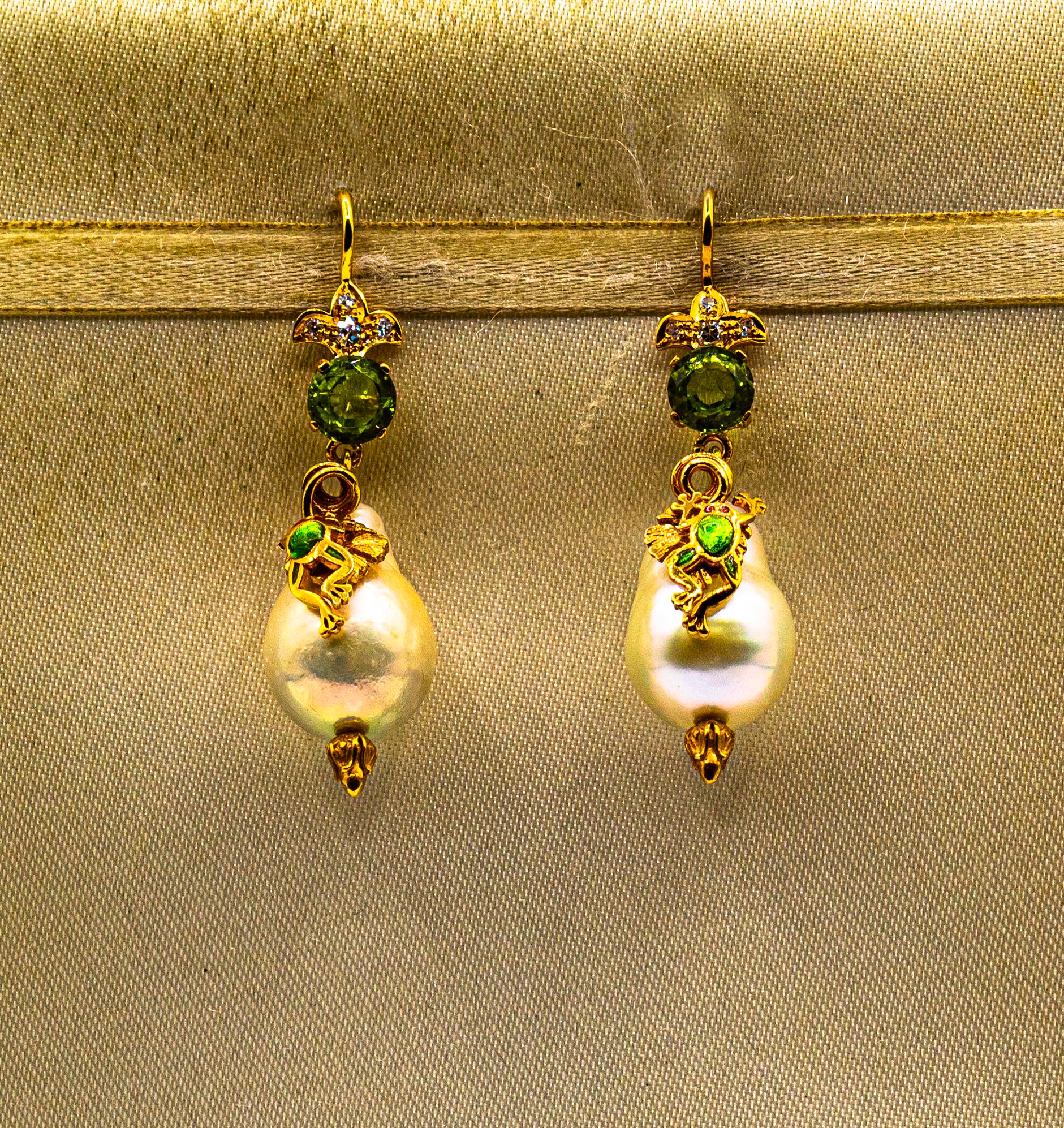 Pendientes Gota de Oro Amarillo Estilo Art Nouveau Diamante Blanco Peridoto Perla Esmalte Corte brillante