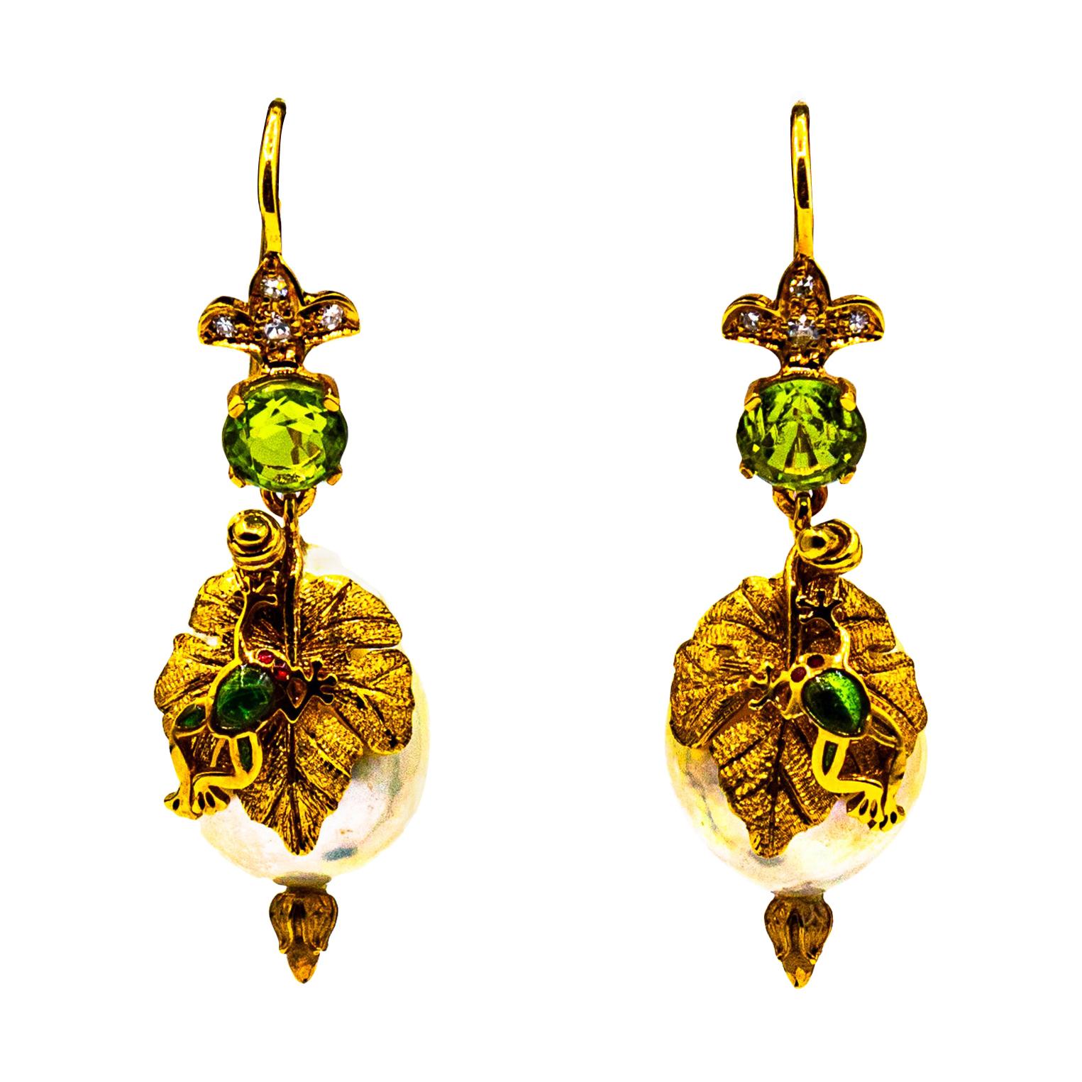 Pendientes Gota de Oro Amarillo Estilo Art Nouveau Diamante Blanco Peridoto Perla Esmalte en venta