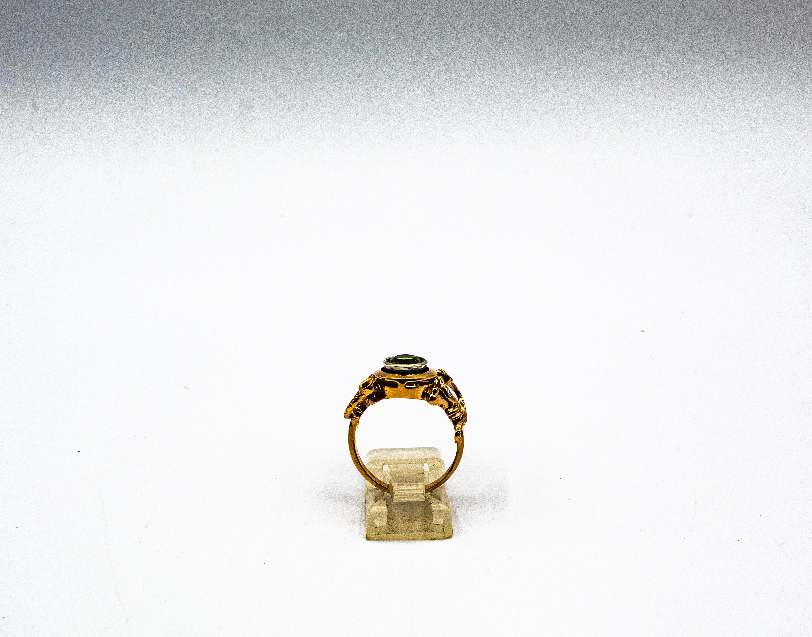 Anillo de Cóctel de Oro Amarillo Estilo Art Nouveau Diamante Blanco Peridoto Rubí en Nuevo estado para la venta en Naples, IT