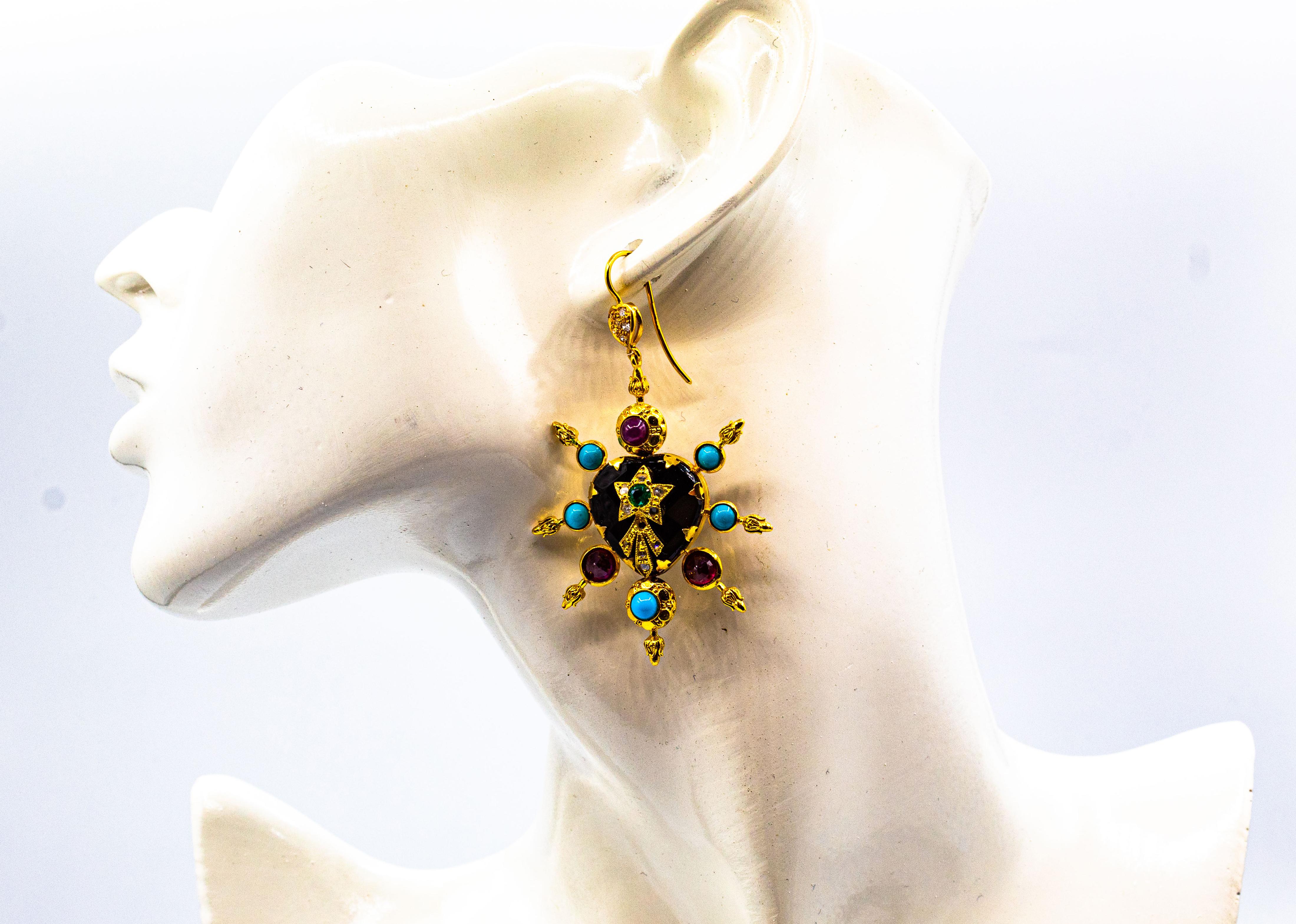Boucles d'oreilles en or jaune de style Art Nouveau avec diamants blancs, rubis, émeraudes, onyx et turquoises en vente 4
