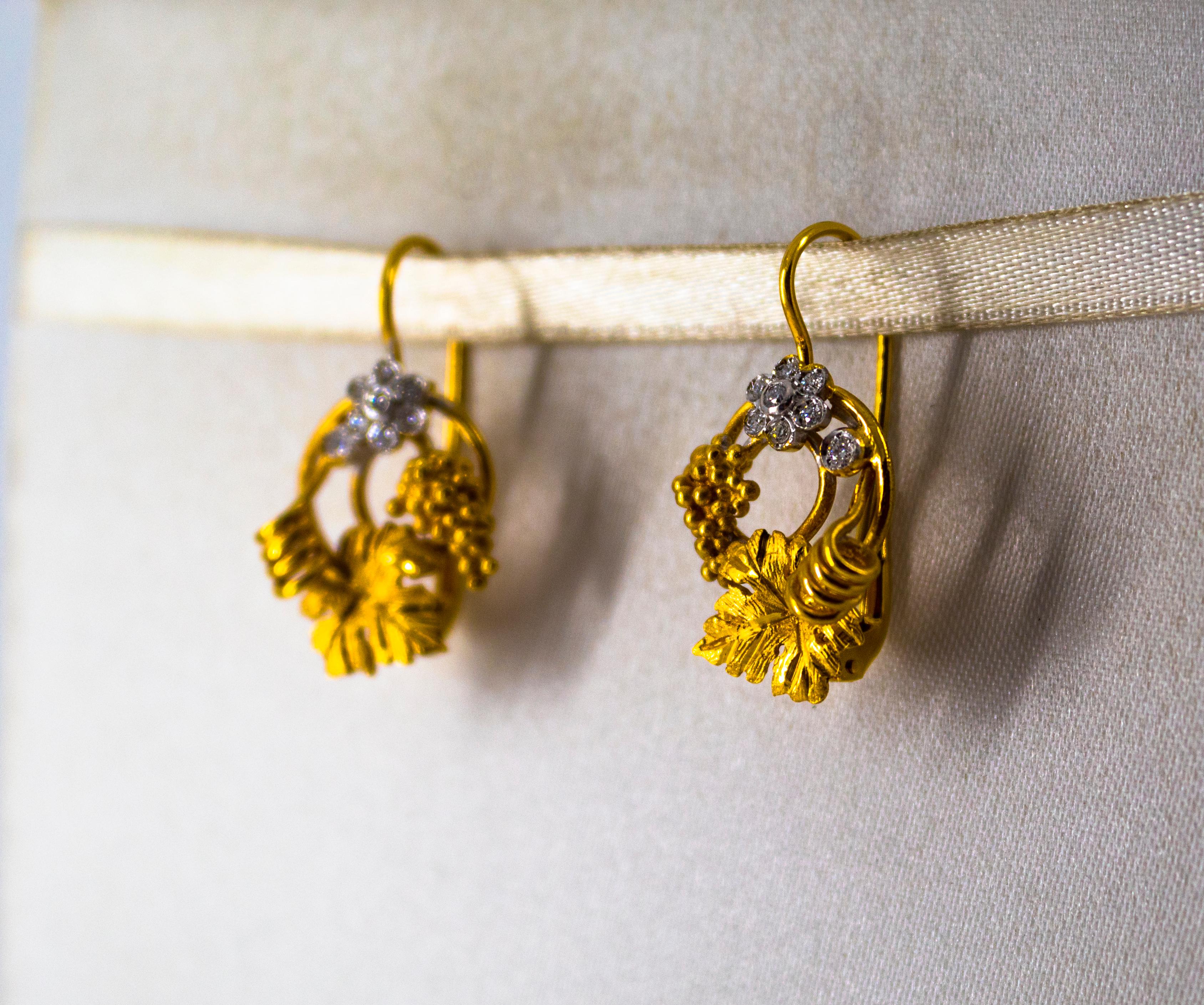 Orecchini in stile Art Nouveau in oro giallo con diamanti bianchi e 