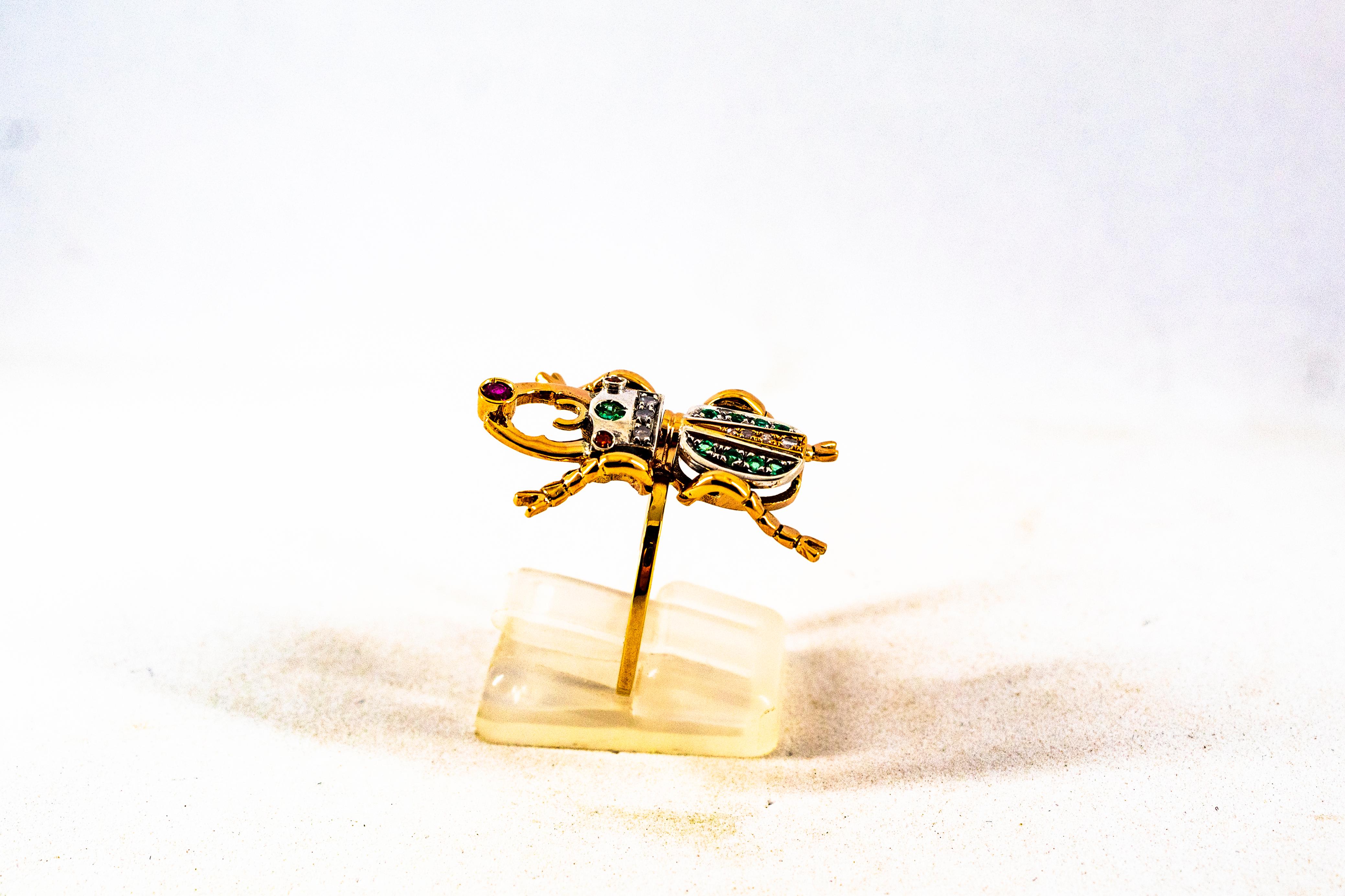 Art Nouveau Style Weißer Rosenschliff Diamant Smaragd Rubin Gelbgold Cocktail Ring im Angebot 3