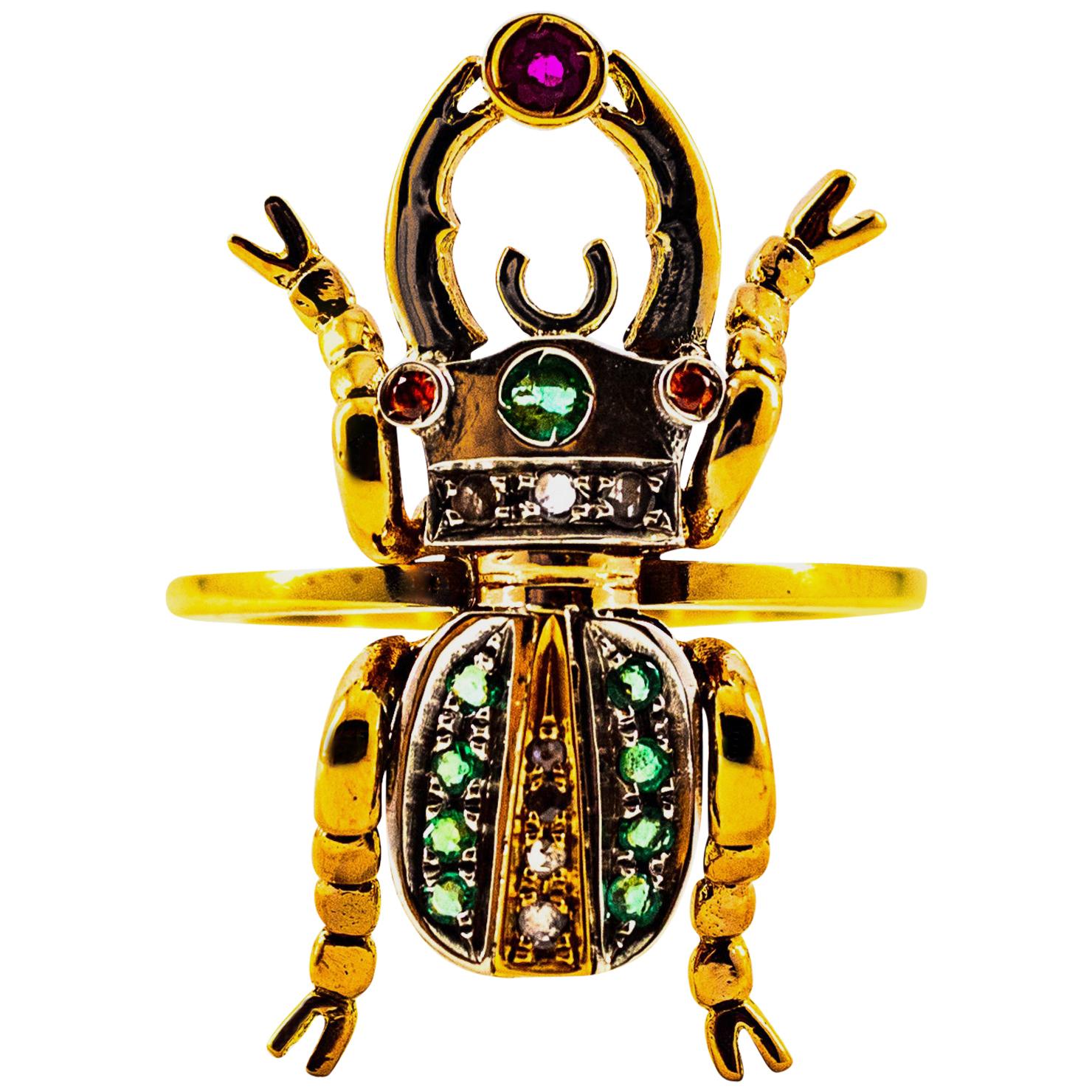 Anello da cocktail in oro giallo con diamante smeraldo e rubino taglio rosa bianco in stile Art Nouveau