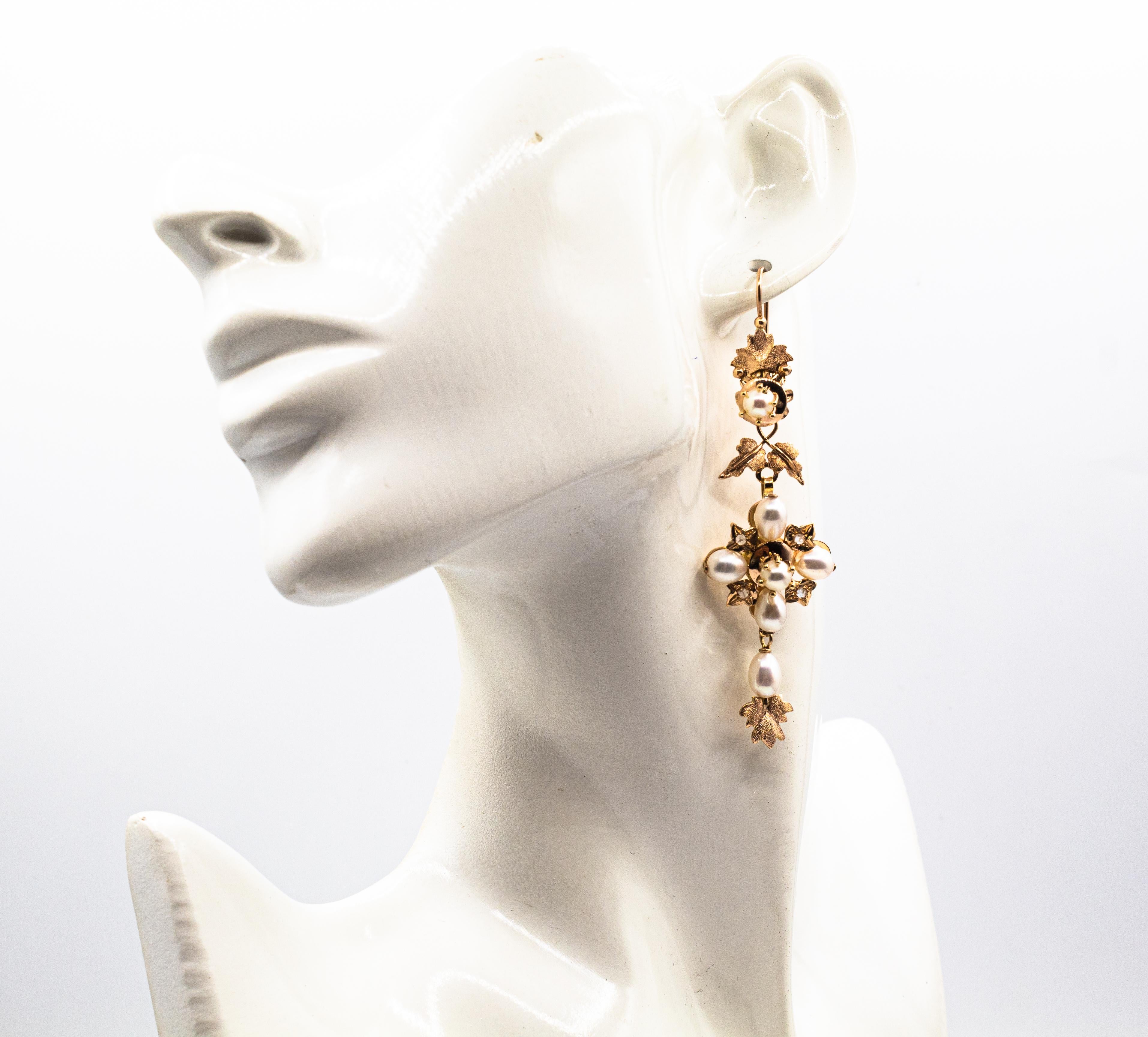 Art Nouveau Style Weißer Rosenschliff Diamant Perle Gelbgold Tropfenohrringe im Angebot 2
