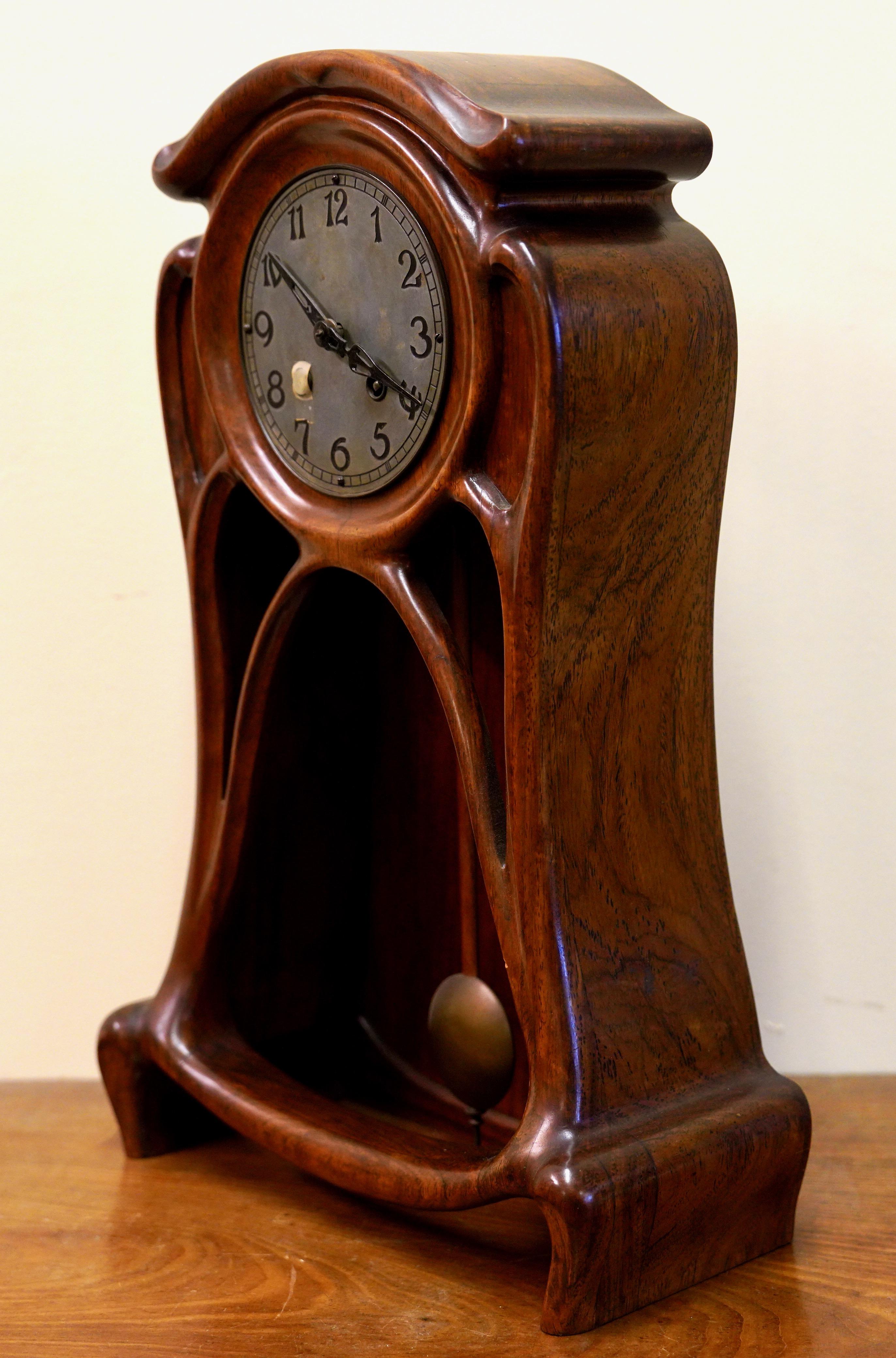 Art Nouveau Table Clock by Christian Ferdinand Morawe, Gustav Becker Clockwork For Sale 5