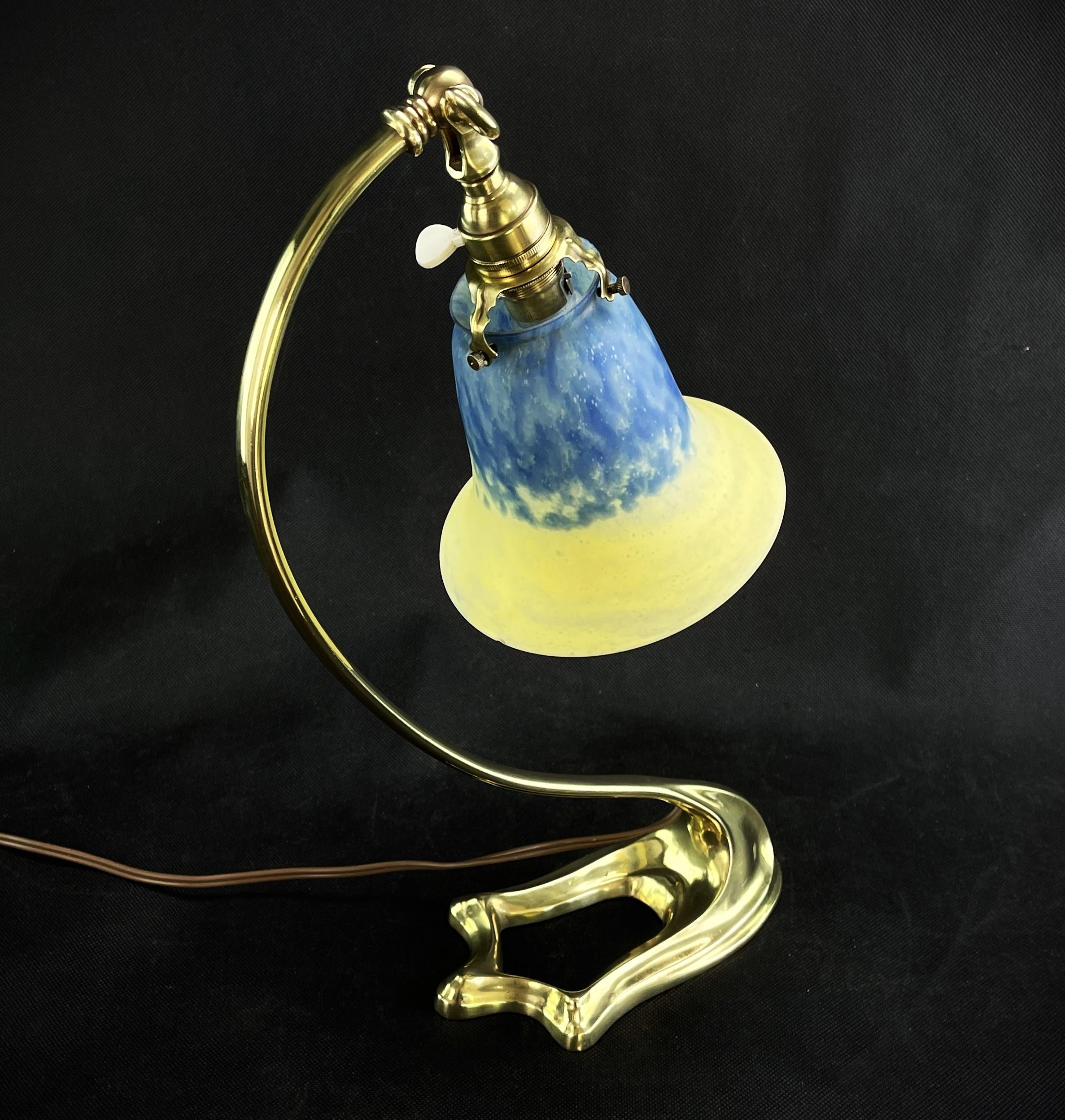 Metal Art Nouveau Table Lamp Bronze Daum Nancy Pate de Verre Glass, 1900s