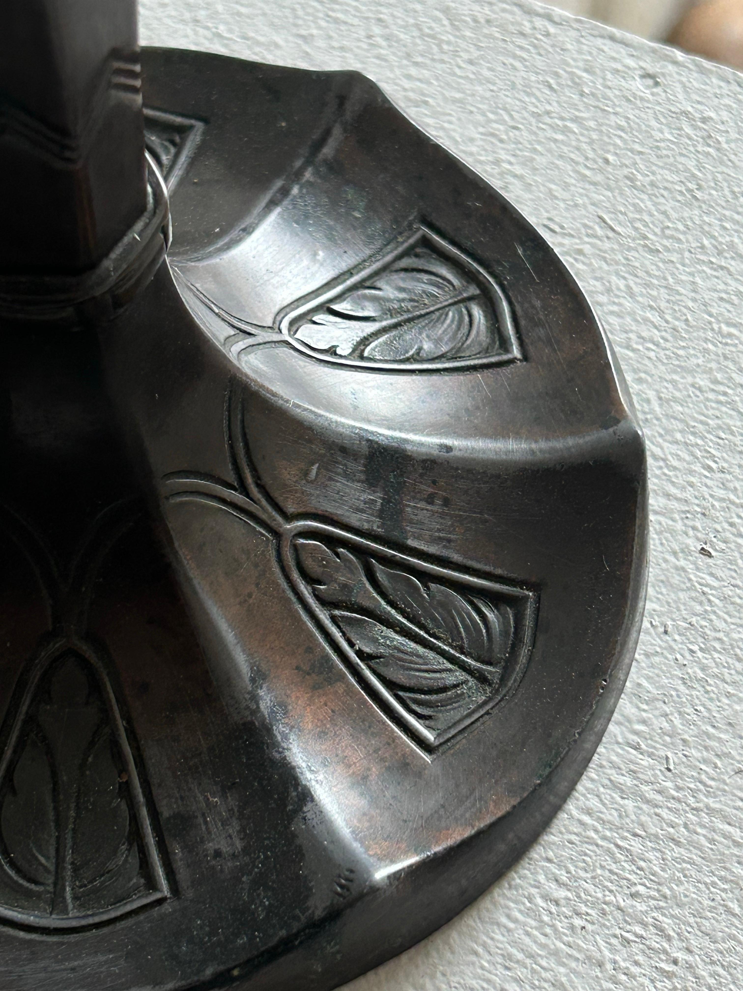 Moulage Lampe de table Art Nouveau en zinc bronzé, Danemark, c.1910 en vente