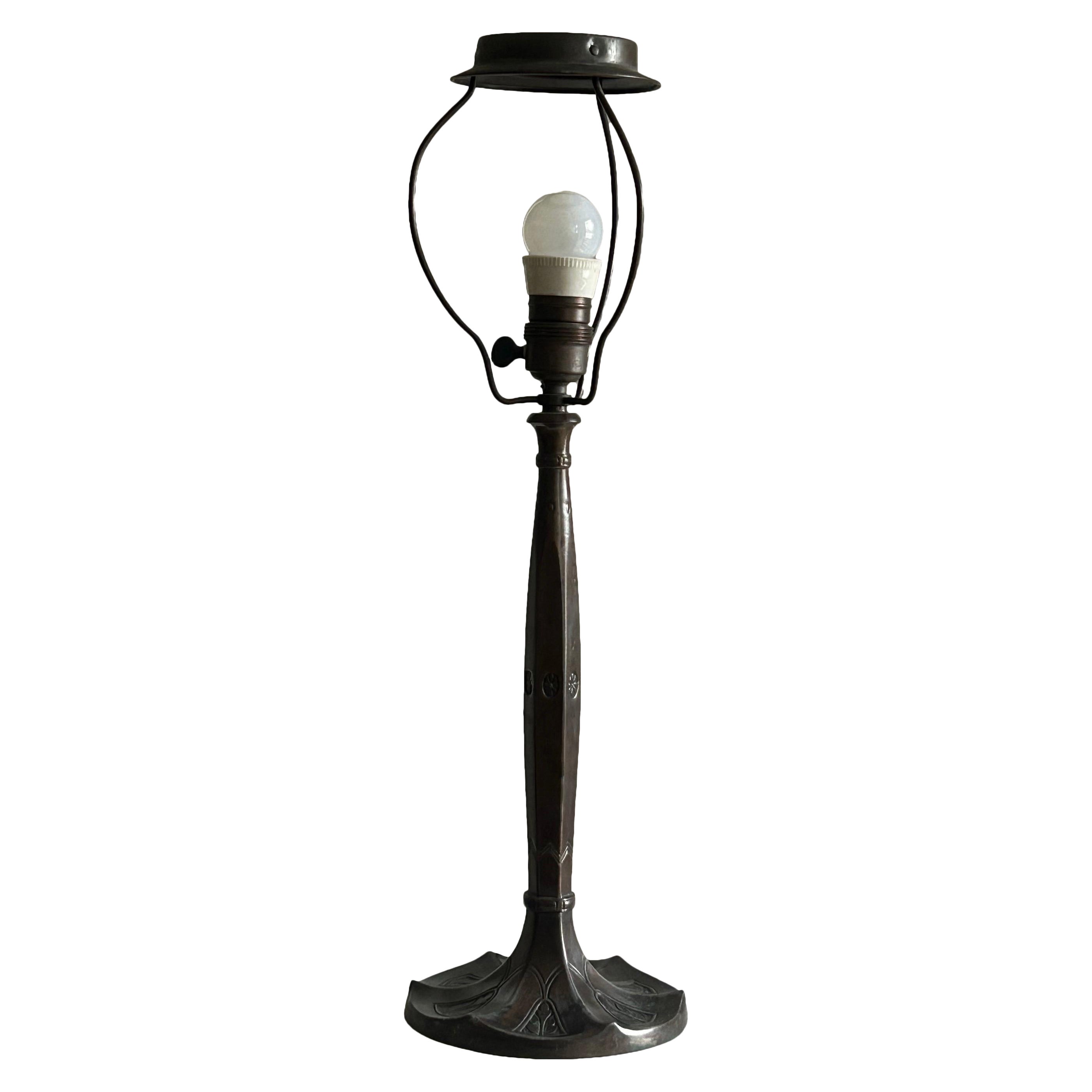 Lampe de table Art Nouveau en zinc bronzé, Danemark, c.1910