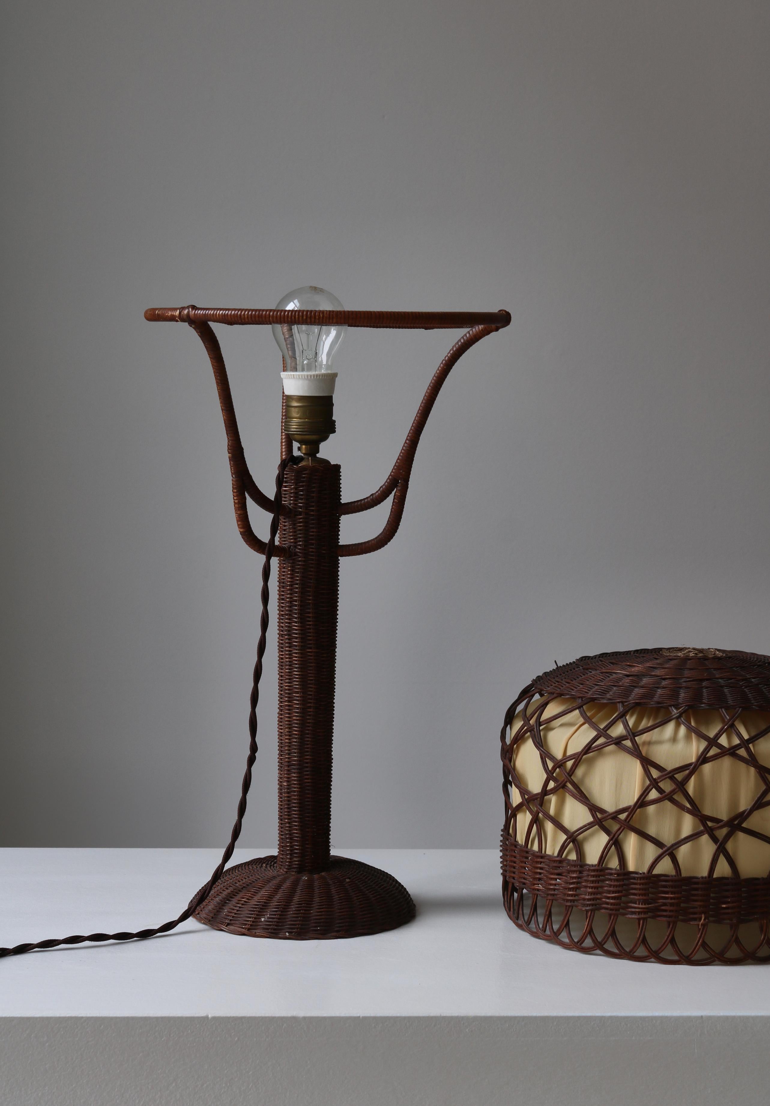 Lampada da tavolo Art Nouveau in rattan di Lund & Lawerentz, Danimarca, anni '30 in vendita 3