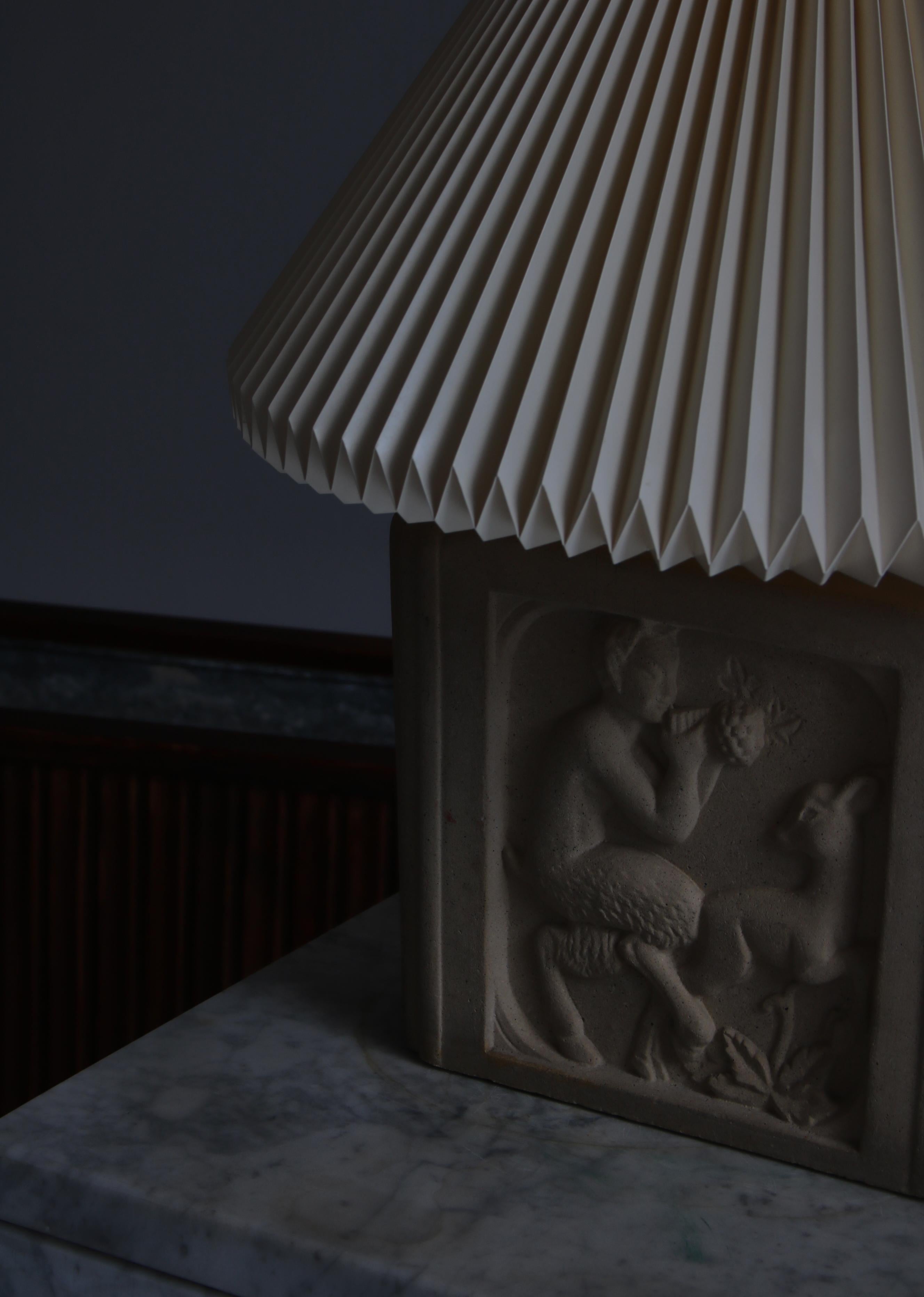 Jugendstil-Tischlampe aus Sandstein von „Illums Bolighus“, Kopenhagen, 1930er Jahre im Angebot 9