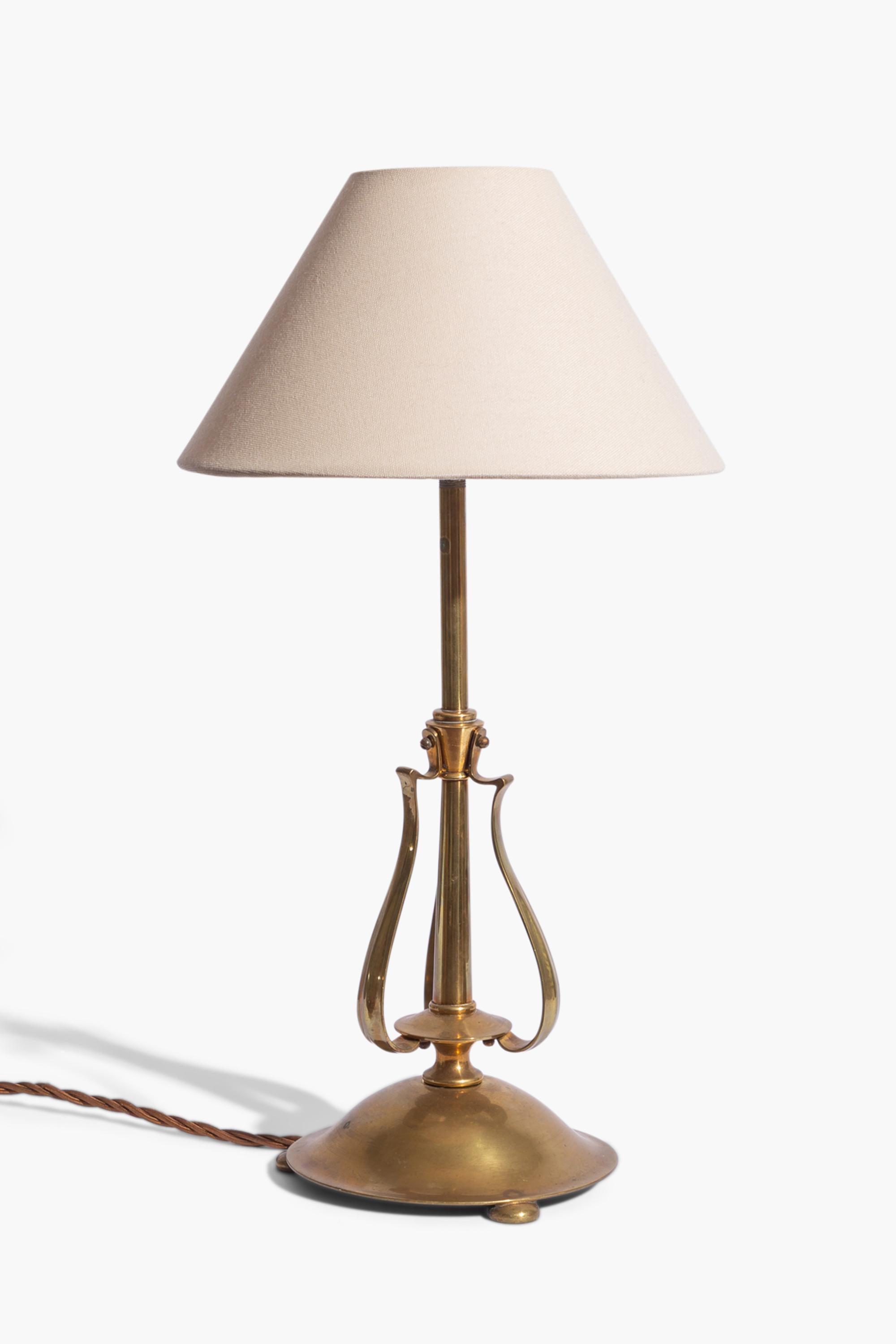 Moulage Lampe de table Art Nouveau à la manière de Was Benson en vente