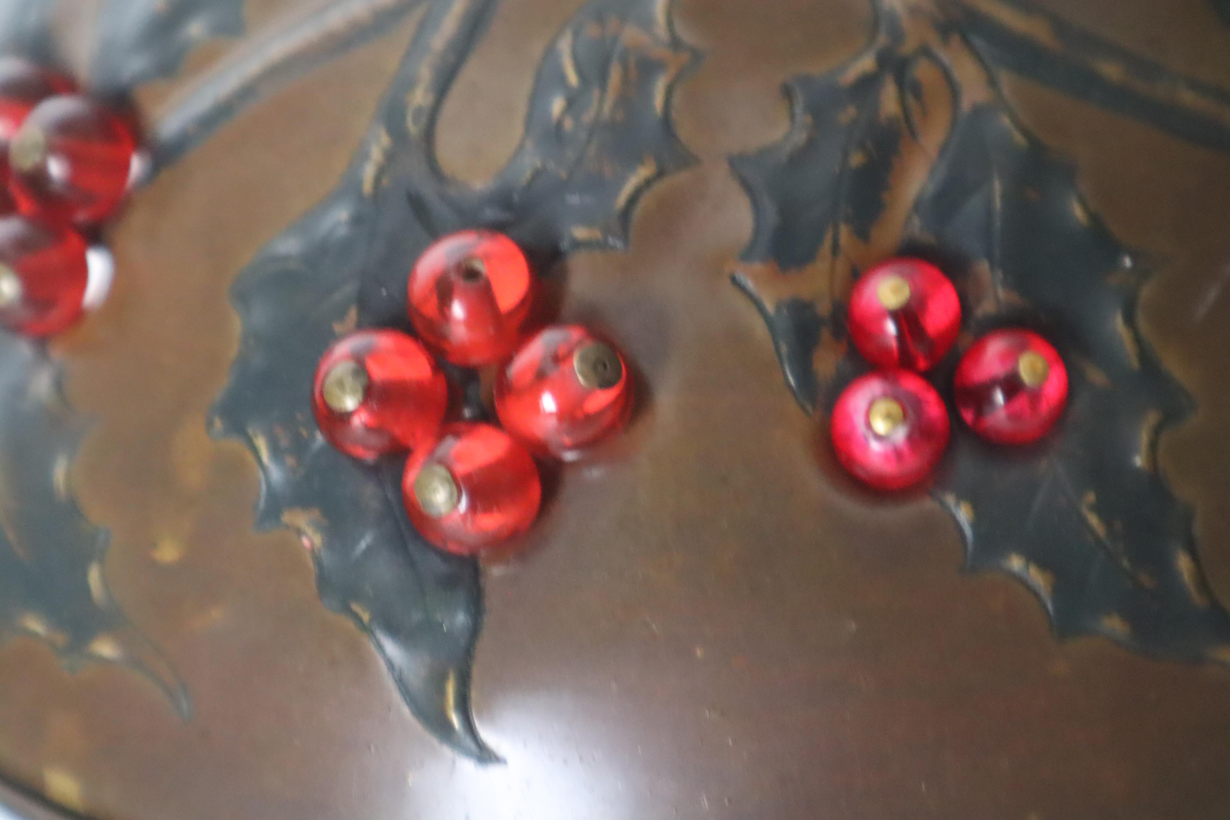 Art Nouveau Table Lamp in the Shape of a Mushroom  with Holly Plant For Sale 7