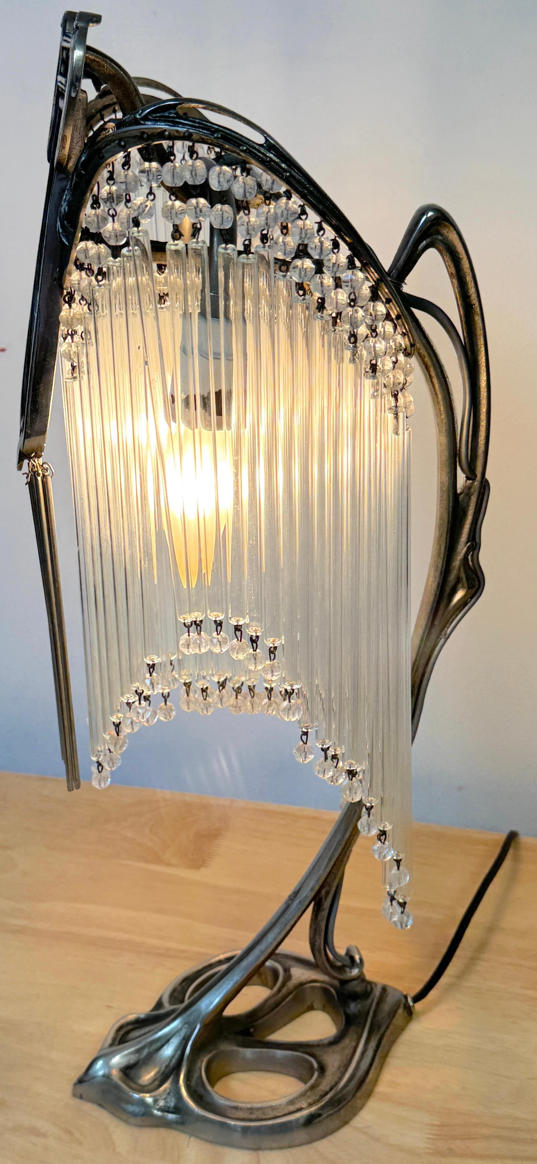 Lampe de table Art Nouveau dans le style de Hector Guimard, réparée 4