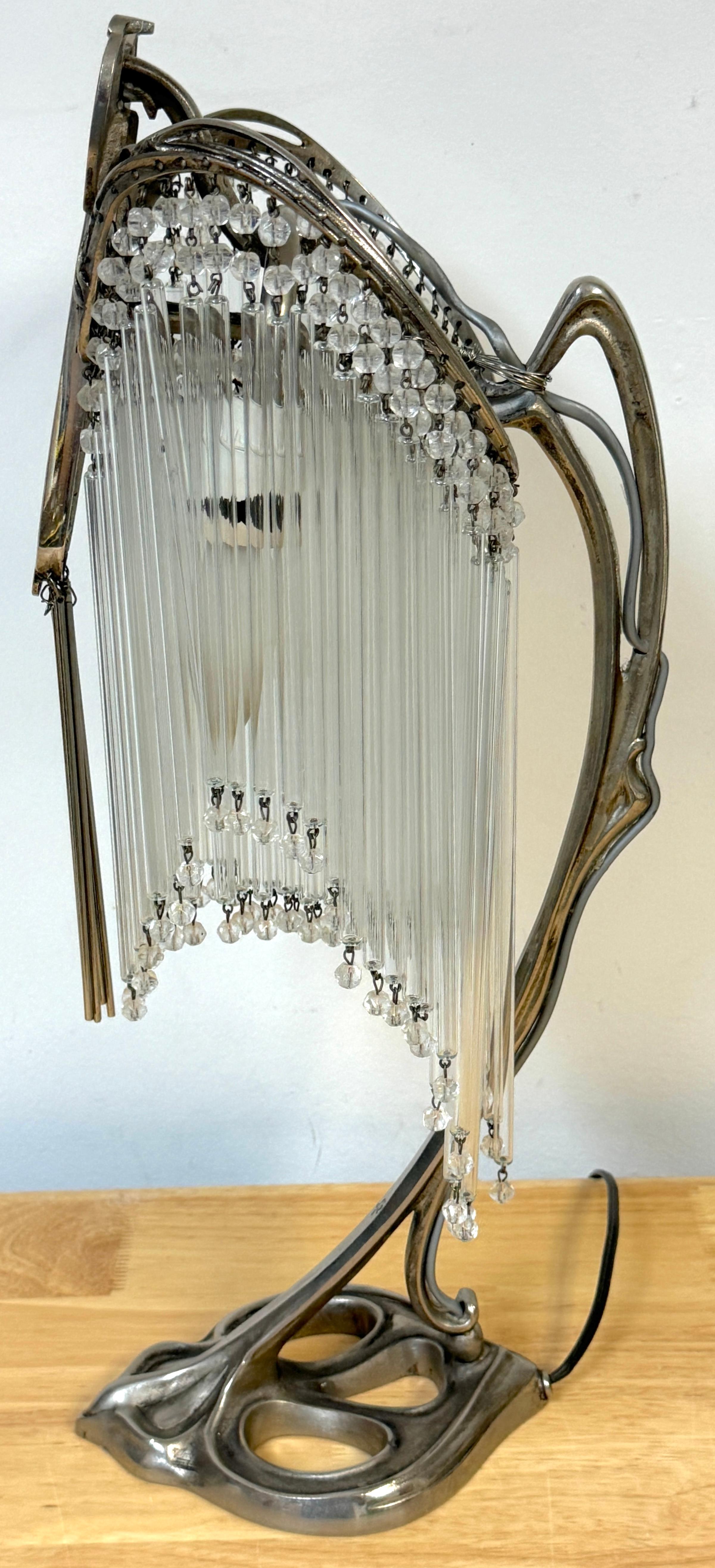 Art nouveau Lampe de table Art Nouveau dans le style de Hector Guimard, réparée