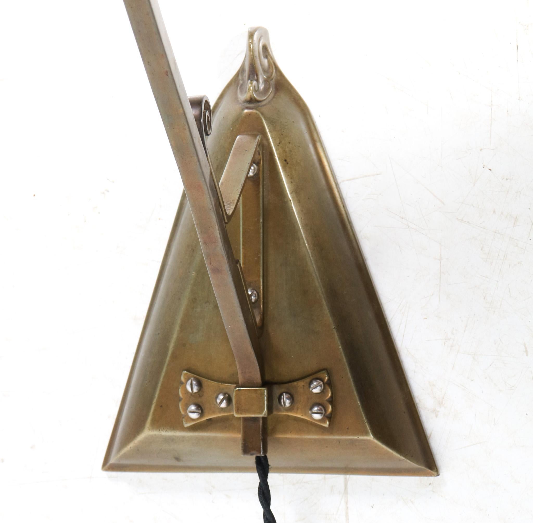 Art Nouveau Table Lamp or Desk Lamp, 1900s In Good Condition For Sale In Amsterdam, NL