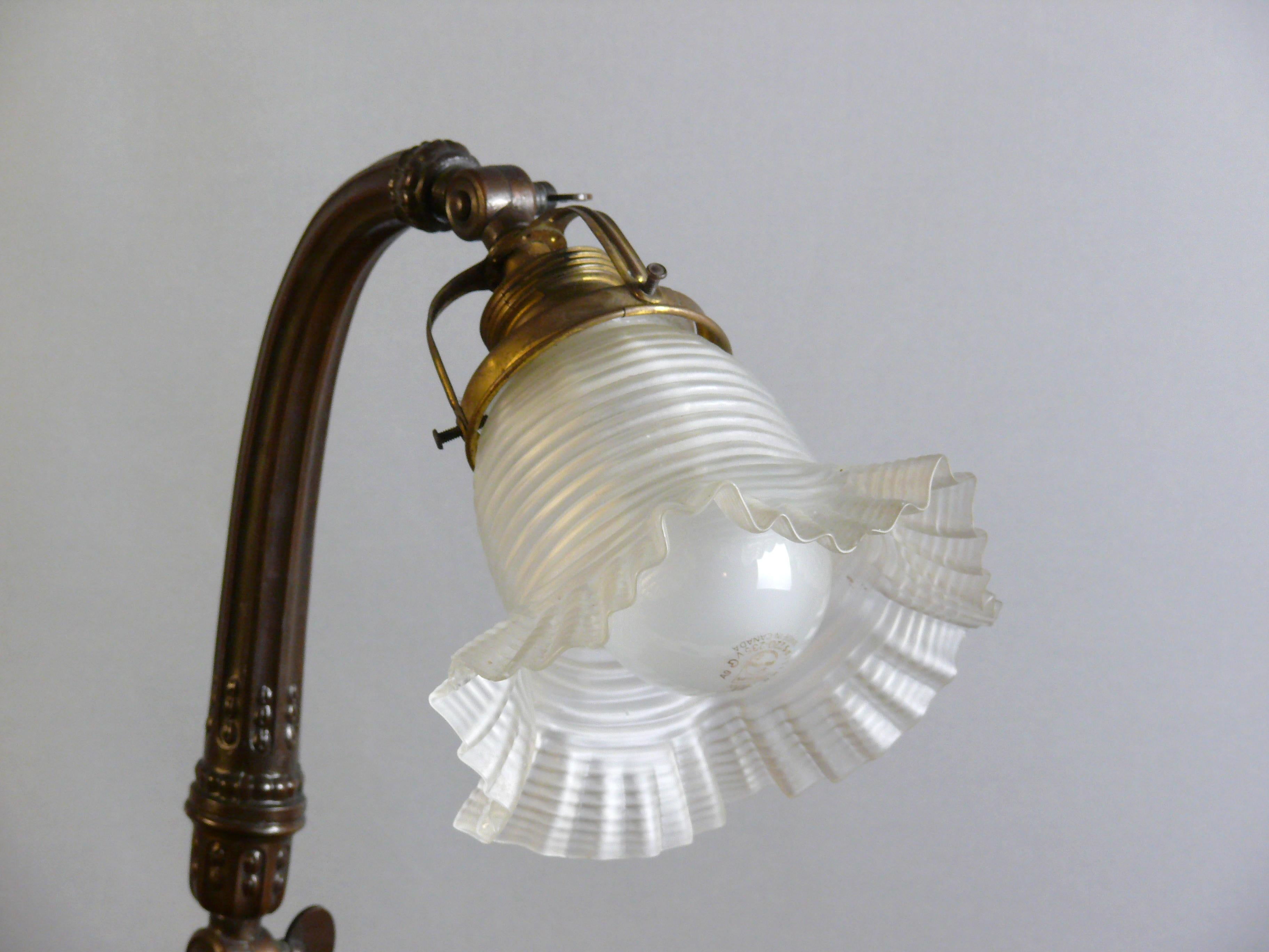 Art Nouveau Table Lamp / Piano Lamp In Good Condition For Sale In Schwerin, MV