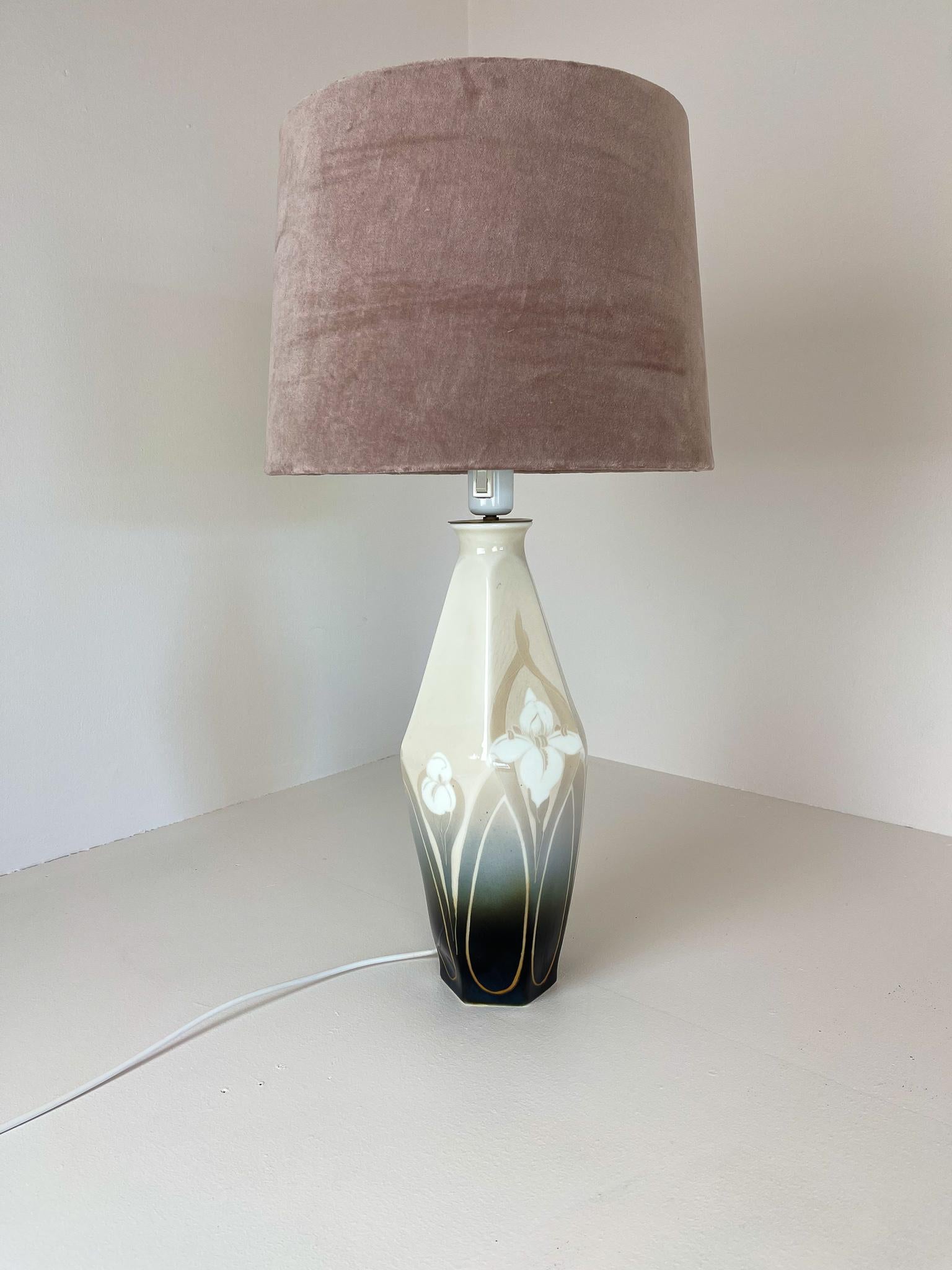 Early 20th Century Art Nouveau Table Lamp Rörstrand Sweden, 1900 For Sale