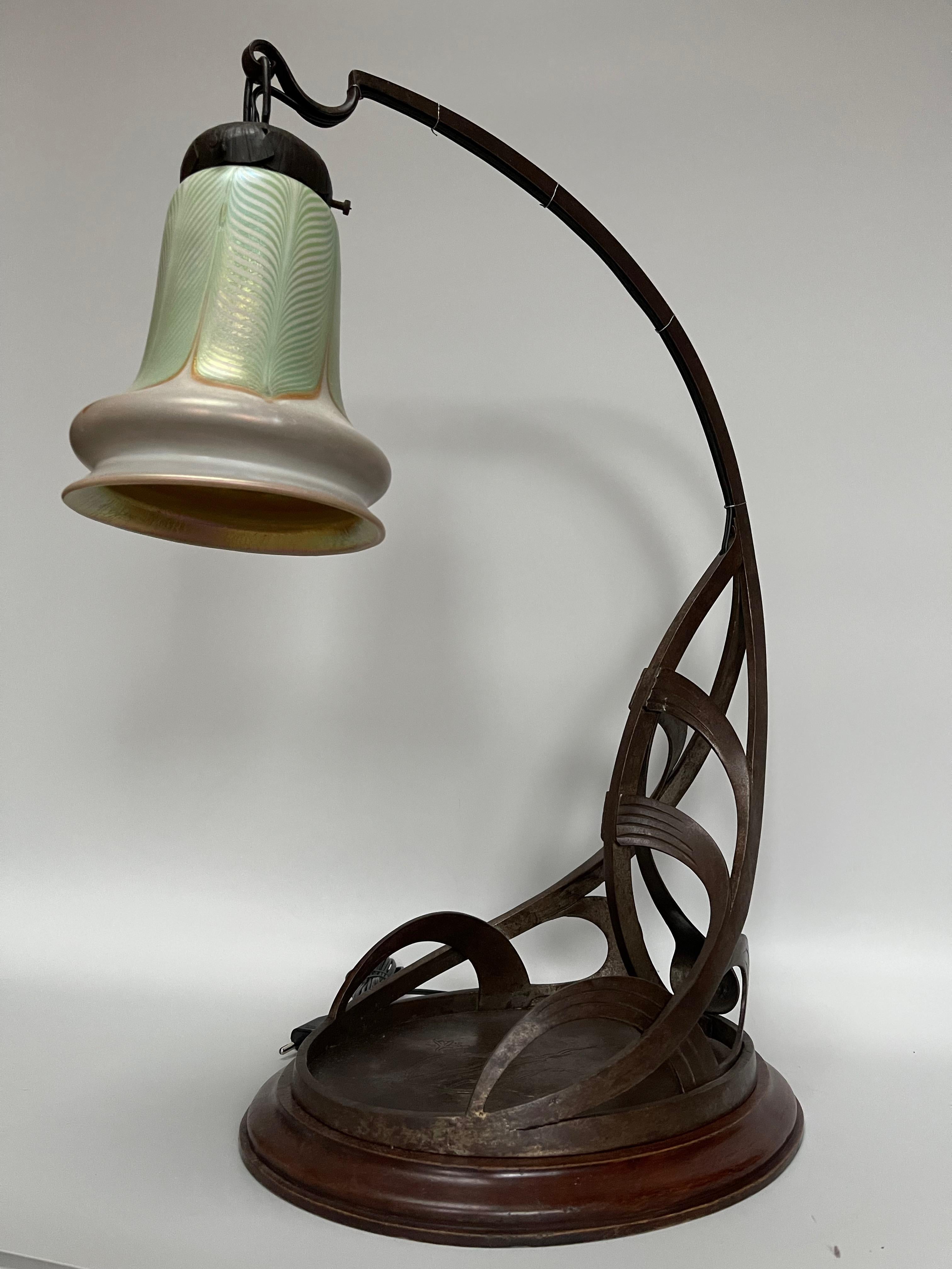 Art Nouveau Table Lamp signed Quezal 7