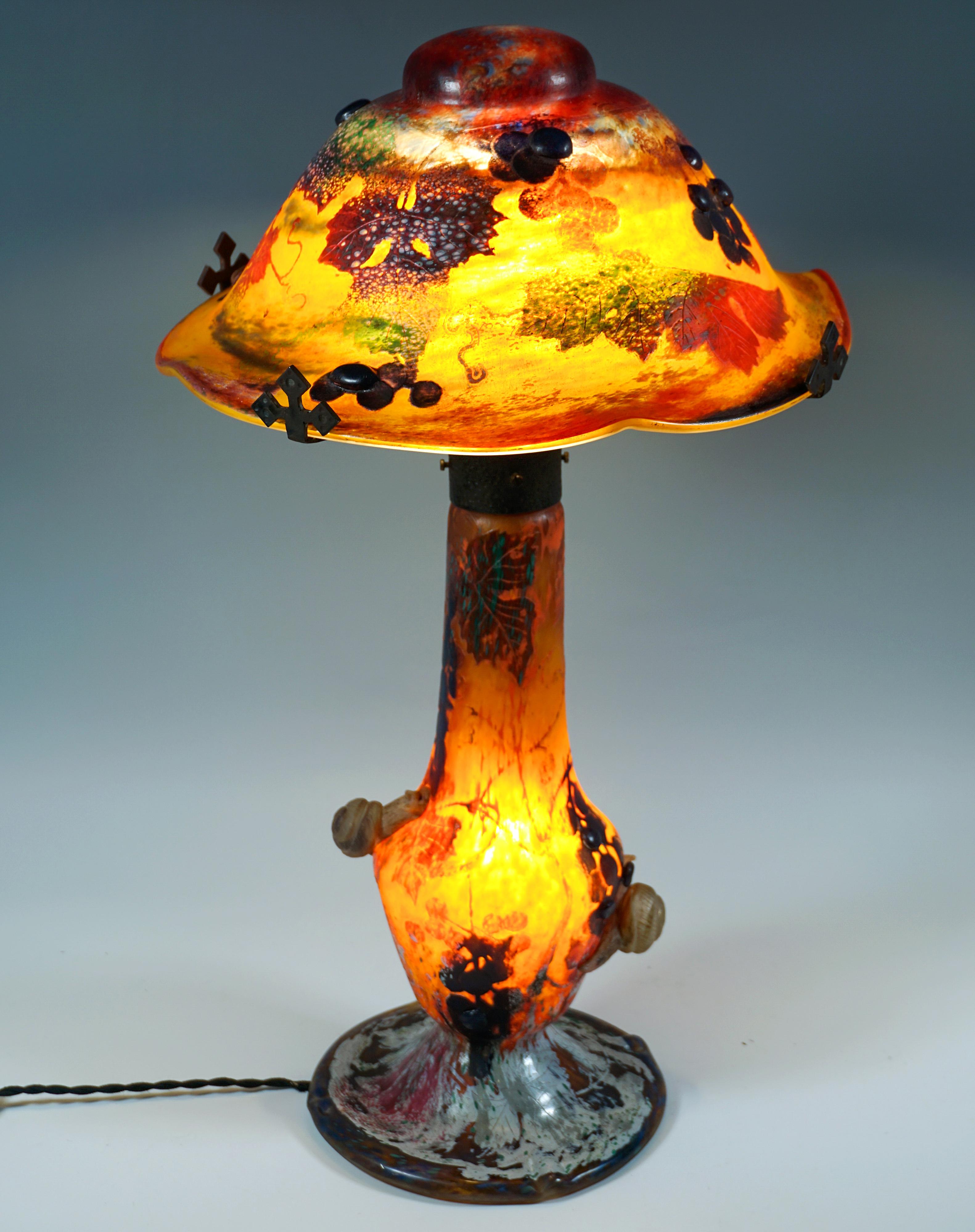 Lampada da tavolo Art Nouveau 'Vignes Et Escargots', Daum Nancy, Francia, Circa 1905 in vendita 11