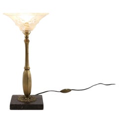 Lampe de bureau Art Nouveau avec base en laiton et marbre et abat-jour en verre, années 1920