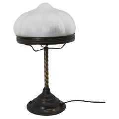 Lámpara de mesa Art Nouveau con motivo floral, años 20