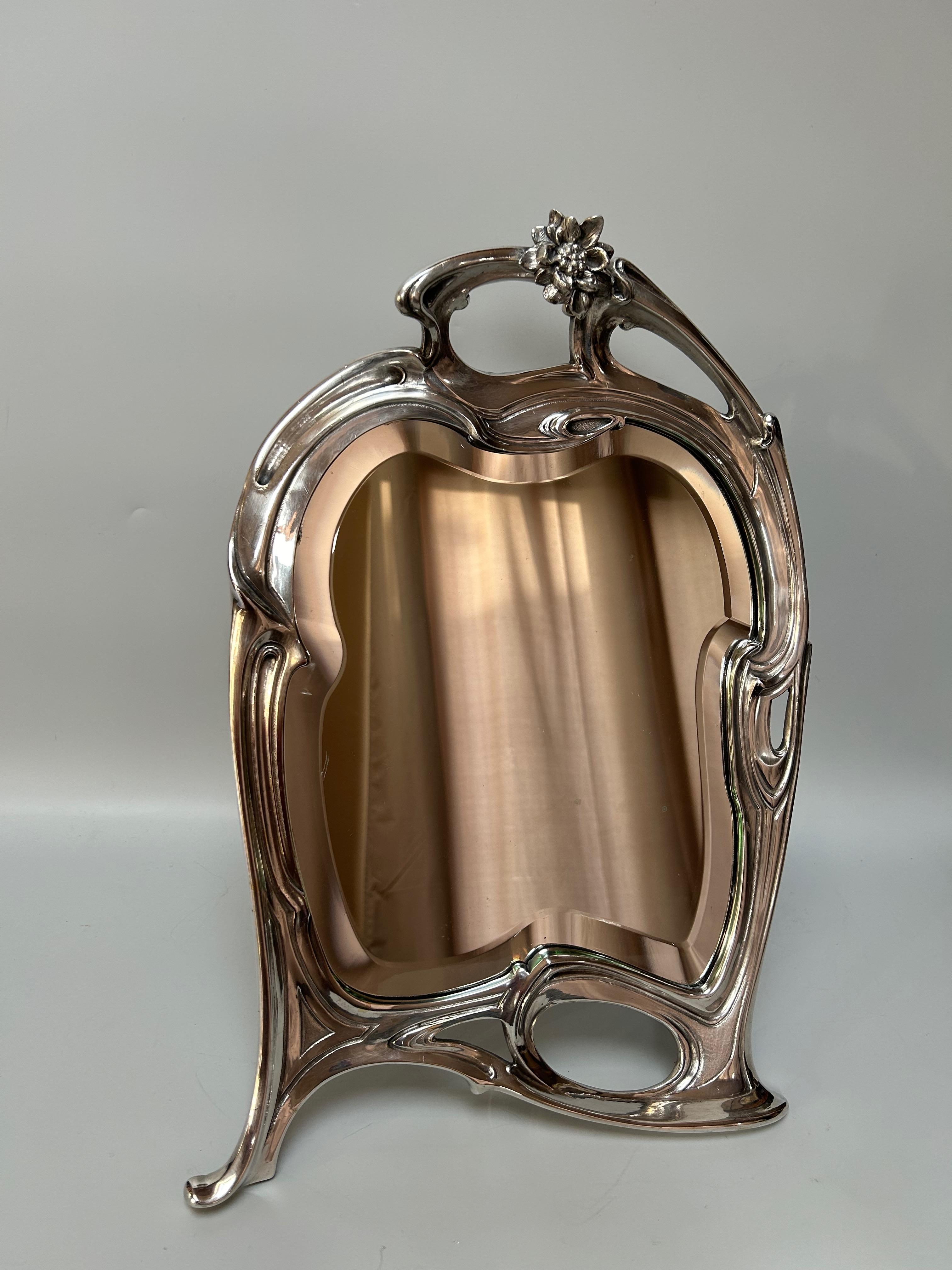 Espejo de mesa Art Nouveau en bronce plateado en venta 6