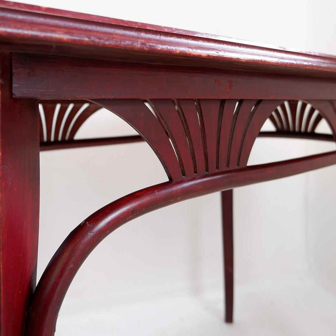 Tavolo o scrivania Art Nouveau di Gebrüder Thonet, anni 1910 In condizioni buone in vendita a Linkebeek, BE