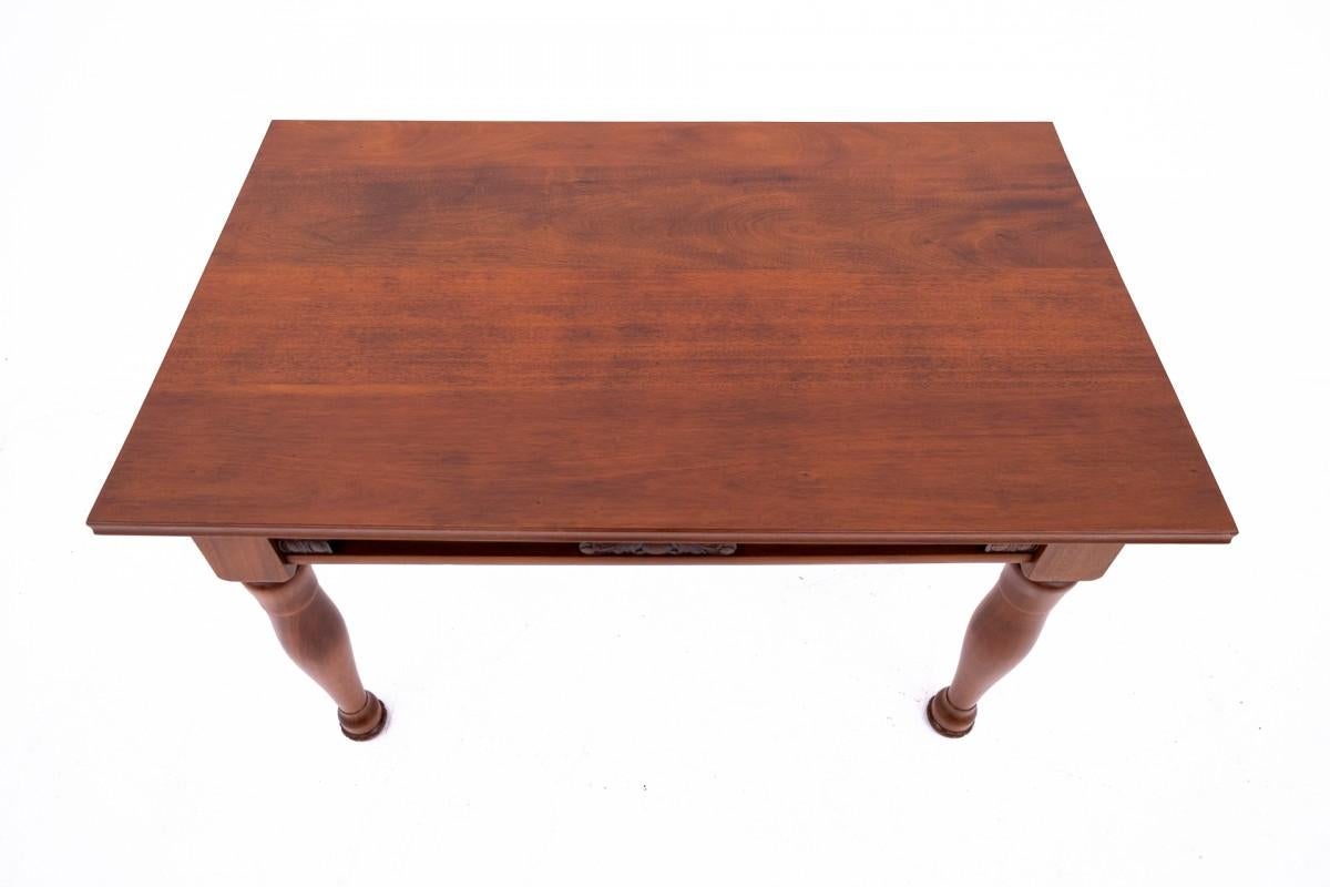 Art Nouveau table, Poland, 1920s. In Good Condition For Sale In Chorzów, PL