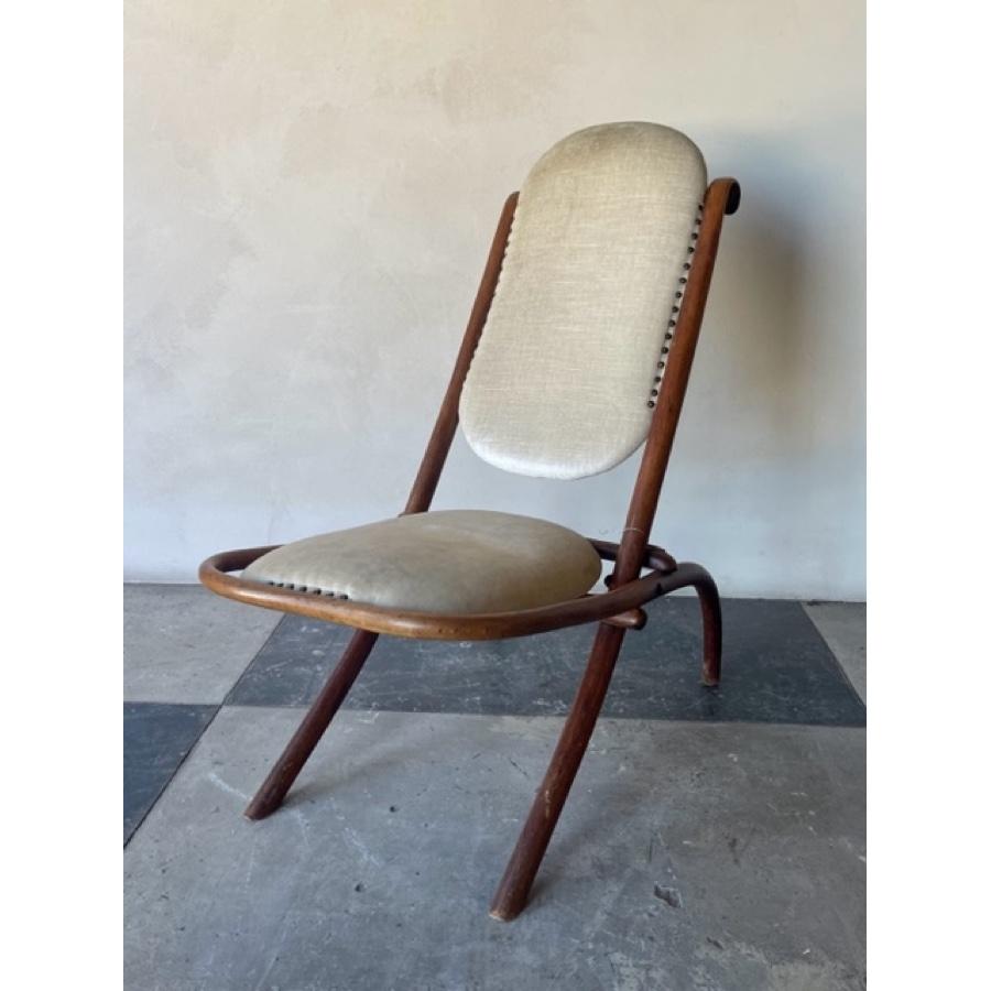 Art Nouveau Thonet Folding Chair with Bentwood Frame, Early 20th Century

Designed by Gebruder Thonet, early 20th C, Art Nouveau style.

Character enhanced by patina and wear

Additional Information:
Materials: Bentwood, Upholstery, Velvet
Style:
