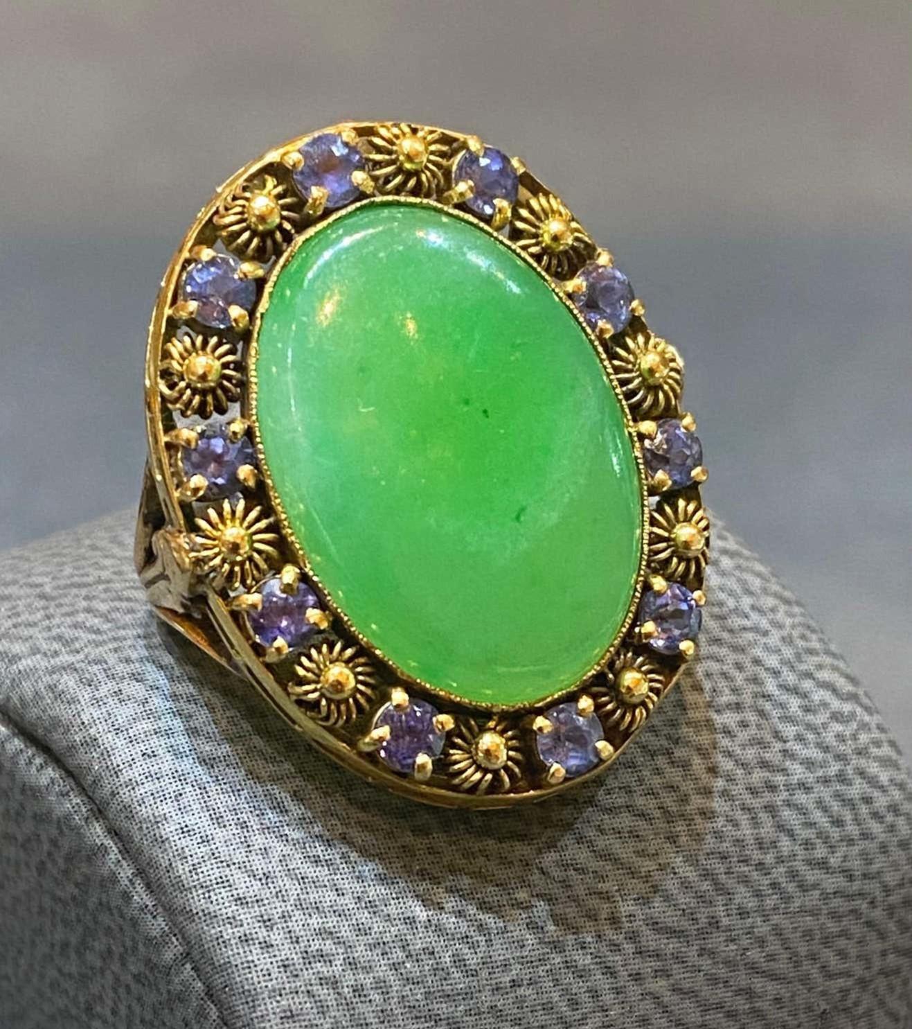 Women's Art Nouveau Tiffany & Co Cabochon Jade & Sapphire Ring For Sale