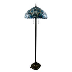 Art Nouveau Tiffany Venta Azul Stained glass Pantalla en forma de cúpula Lámpara de pie