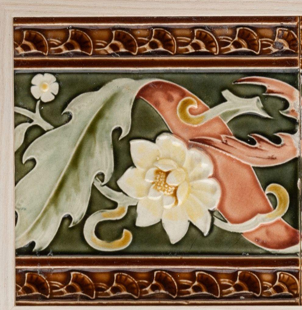 Art nouveau Panneau de carreaux Art Nouveau Villeroy & Boch Mettlach C 1905 en vente