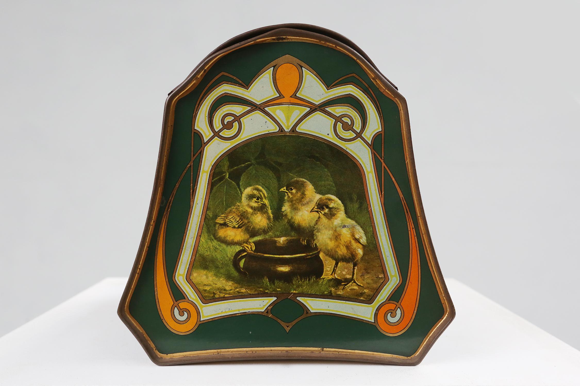 Tin Art Nouveau tin can with small chicks 1920 For Sale