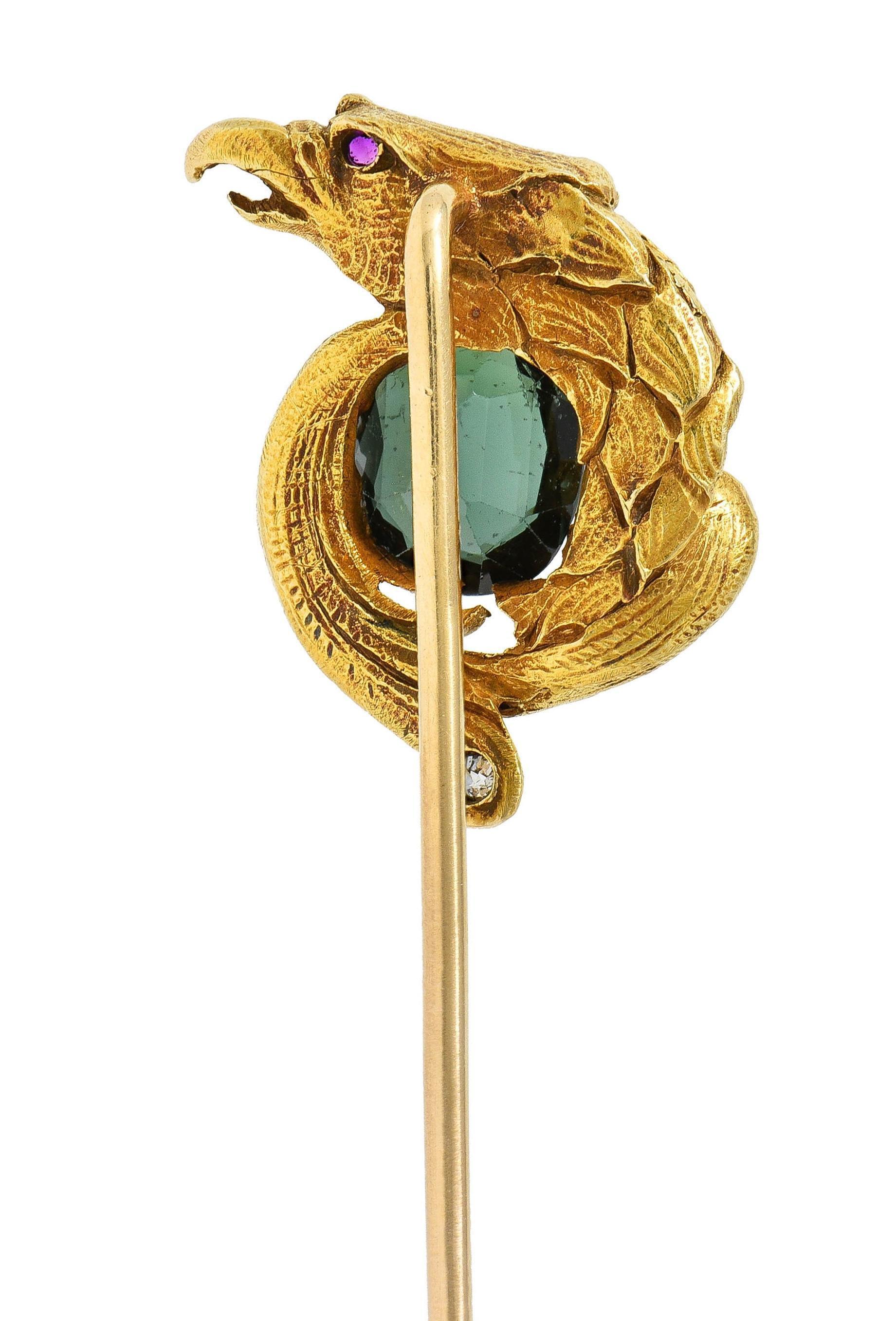 Taille coussin Épingle d'aigle ancienne Art Nouveau en or jaune 14 carats, tourmaline et rubis en vente