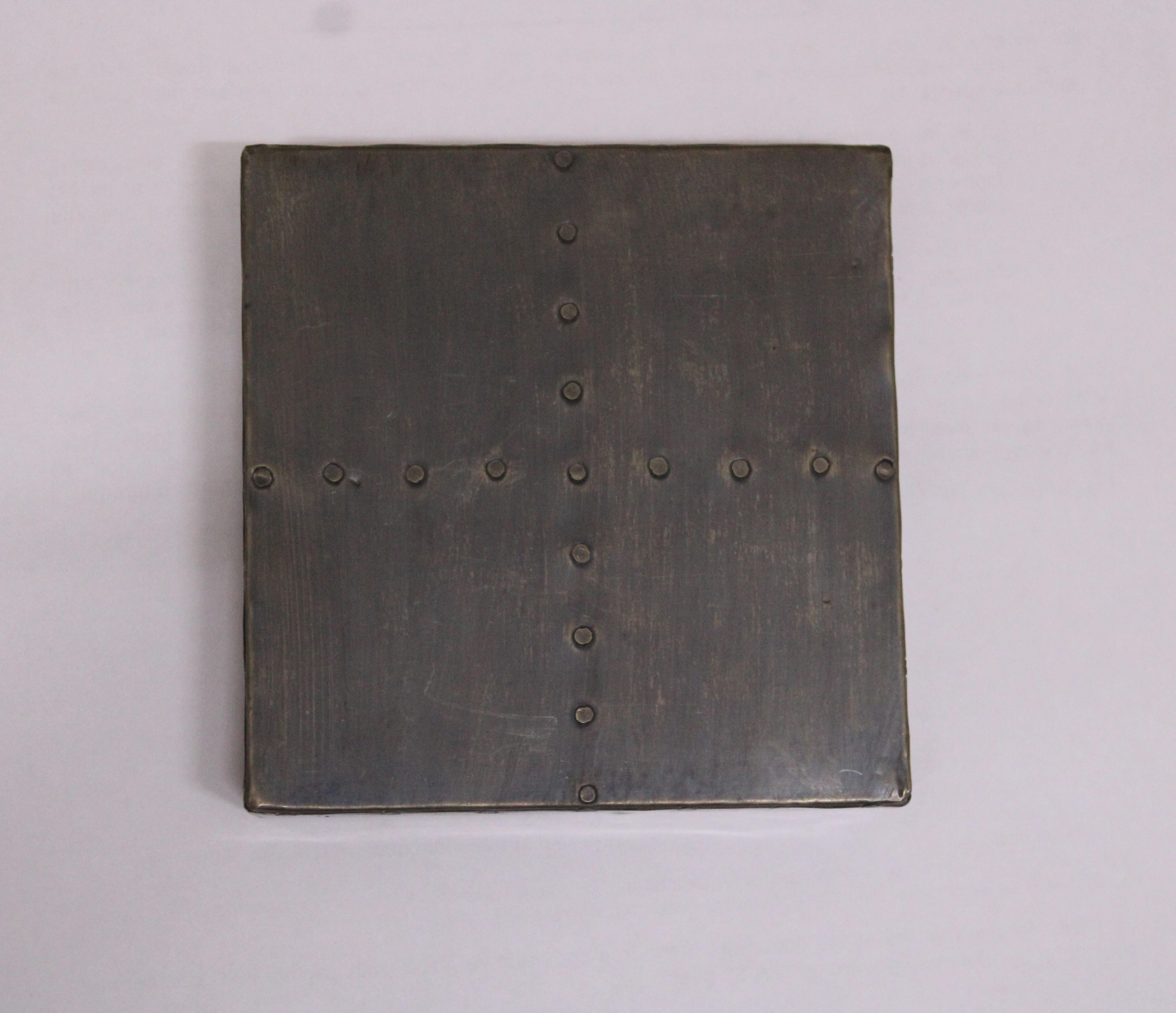 Jugendstil-Konsolentische mit Tablett in glatter antiker Bronze von Alison Spear im Angebot 4