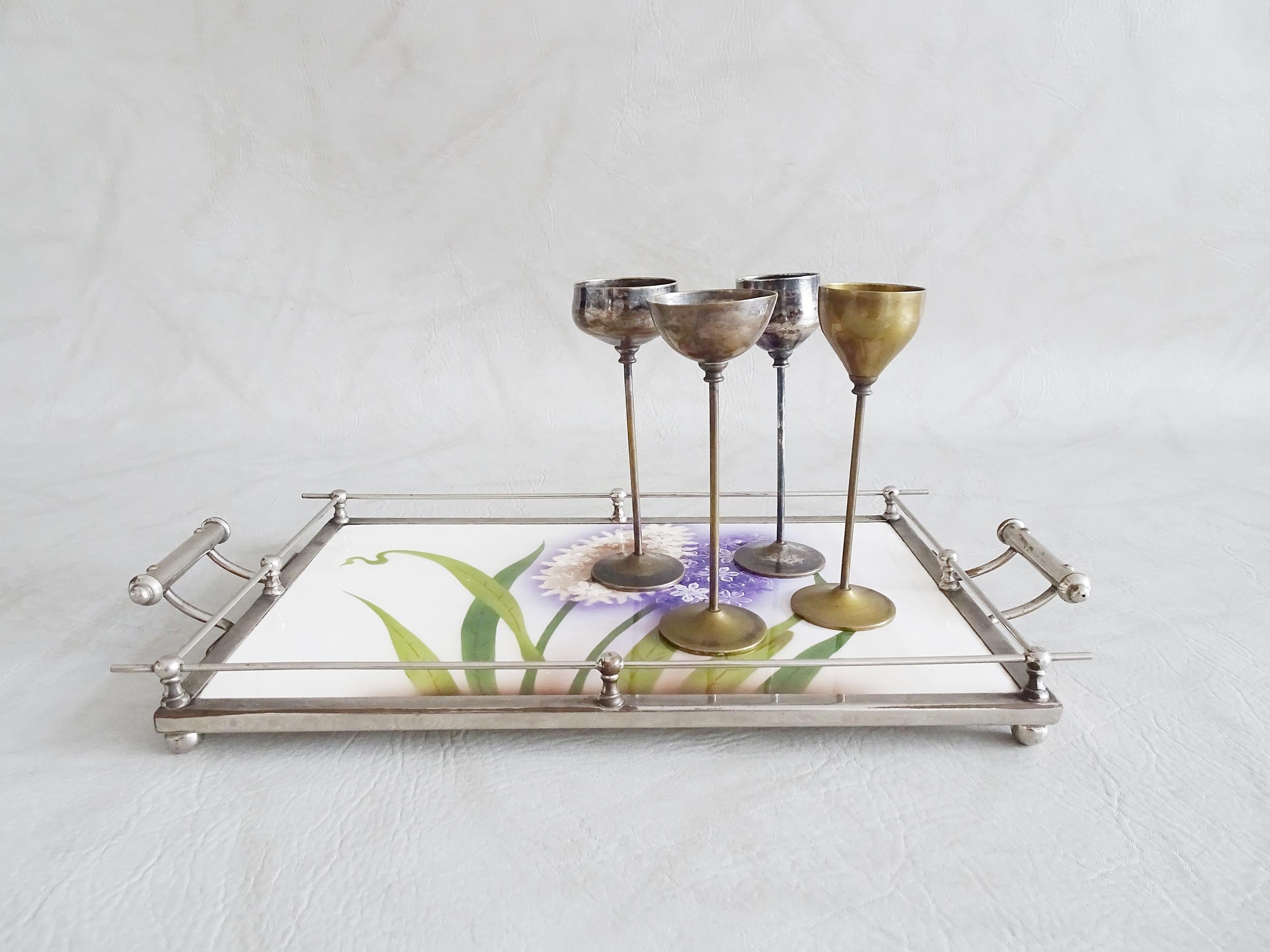 Jugendstil-Tablett aus glasiertem Porzellan mit Blumendekor, Frankreich 1900 im Angebot 2