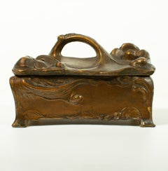 Caja de baratijas Art Nouveau - marcada "JB Significa lo Mejor"