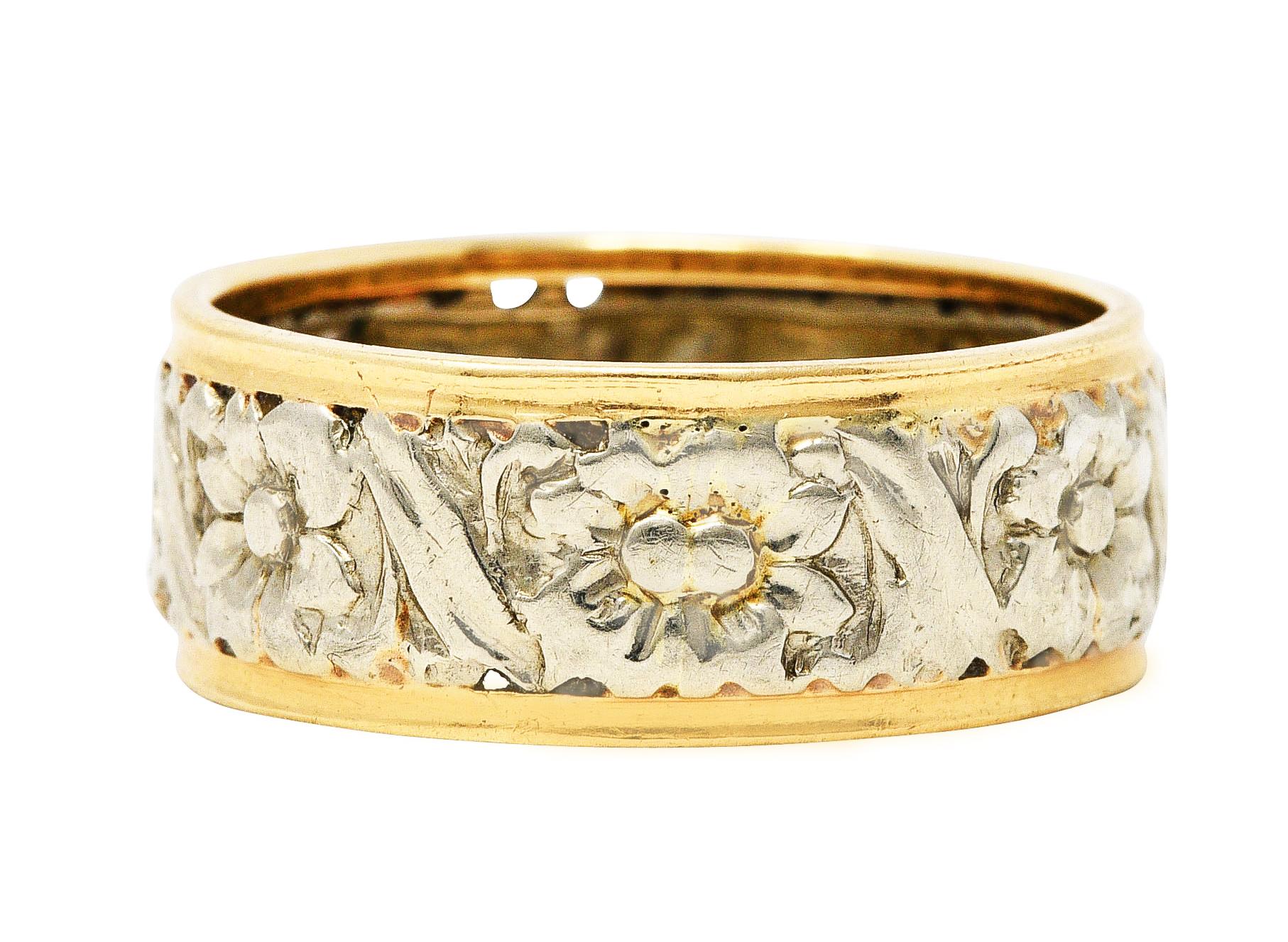 Women's or Men's Art Nouveau Two-Tone 14 Karat Gold Floral Band Ring