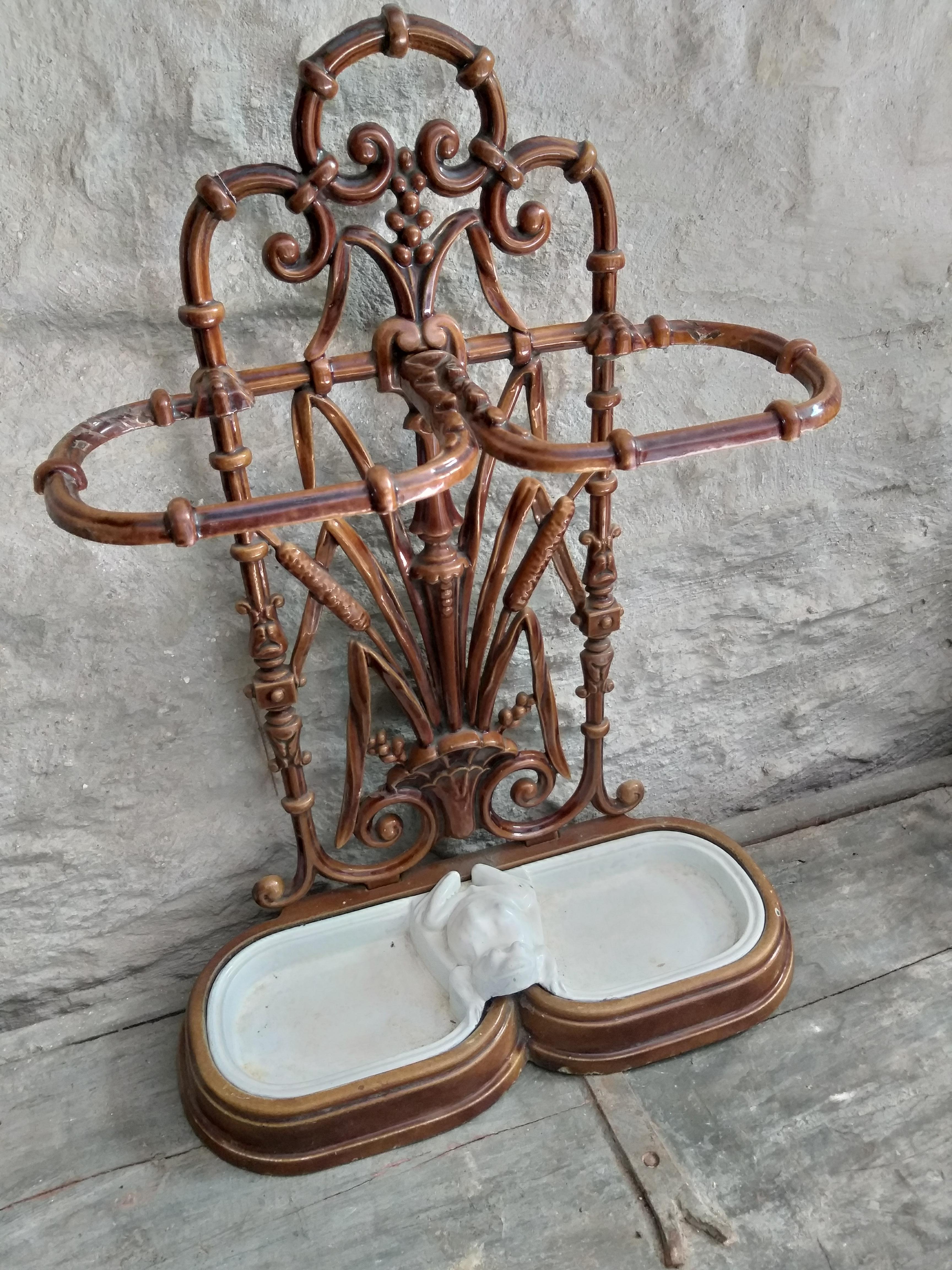 ART NOUVEAU Umbrella Stand  In Good Condition For Sale In Gembloux, BE