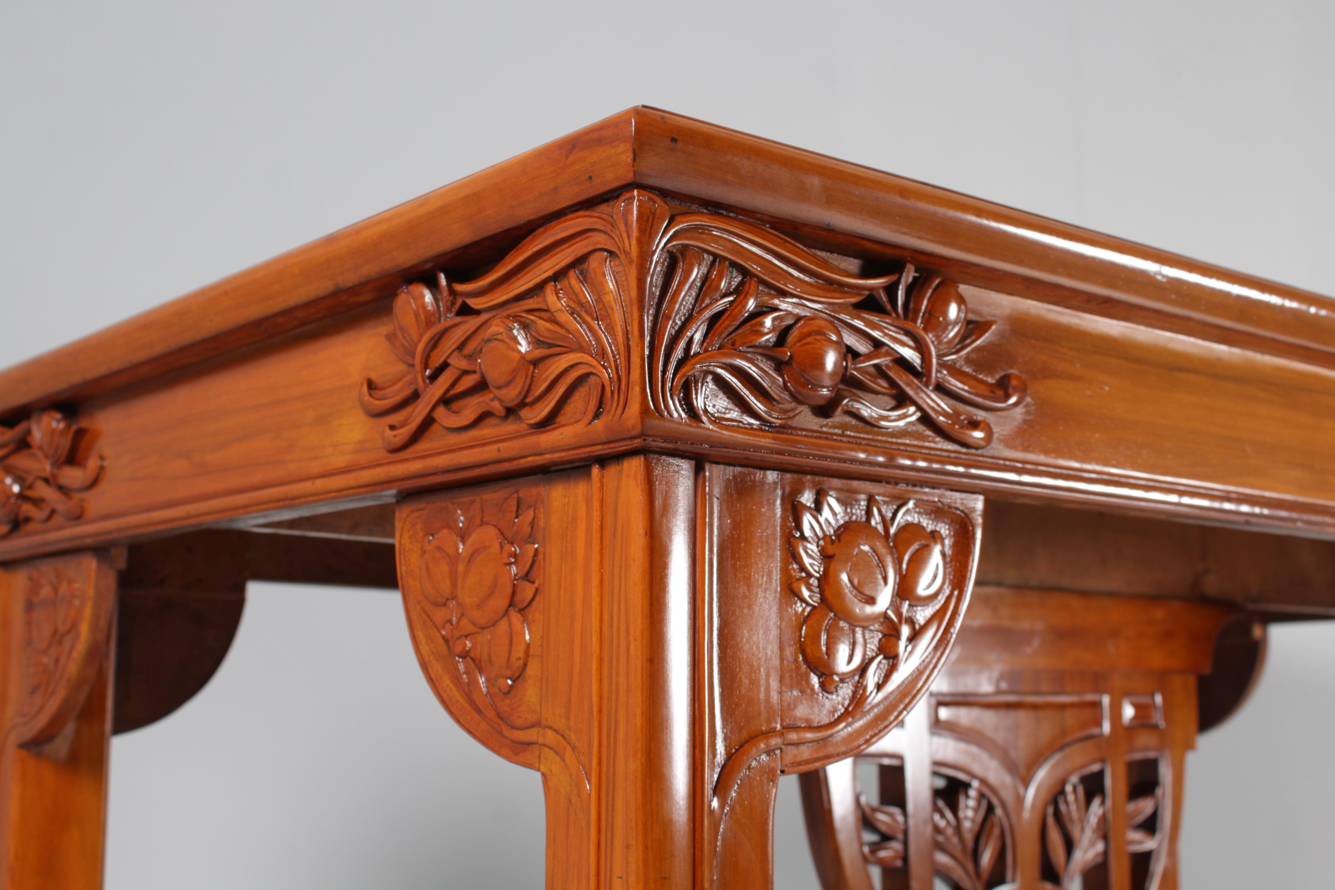 Jugendstil-Tisch mit Intarsien und geschnitztem Holz, V. Ducrot, restauriert, 1900, Italien im Angebot 6
