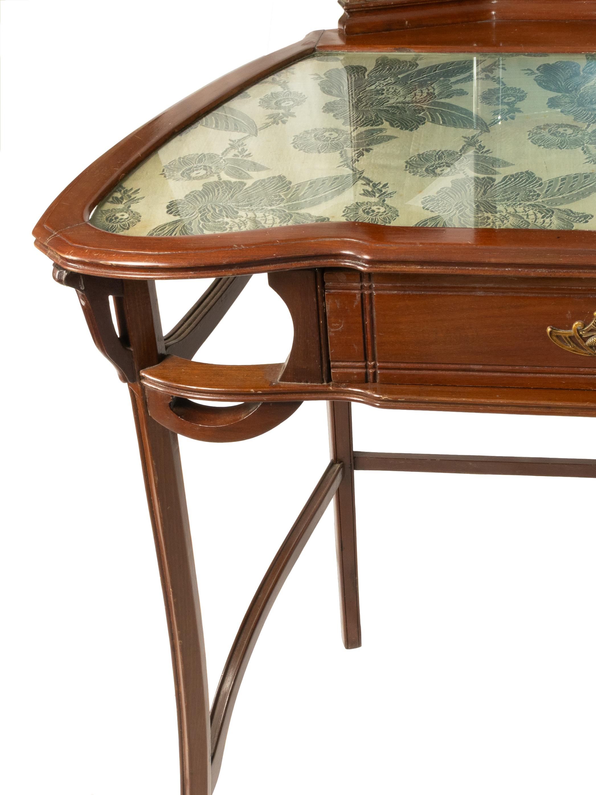 Console di vanità in stile liberty con specchio,  1920s in vendita 2