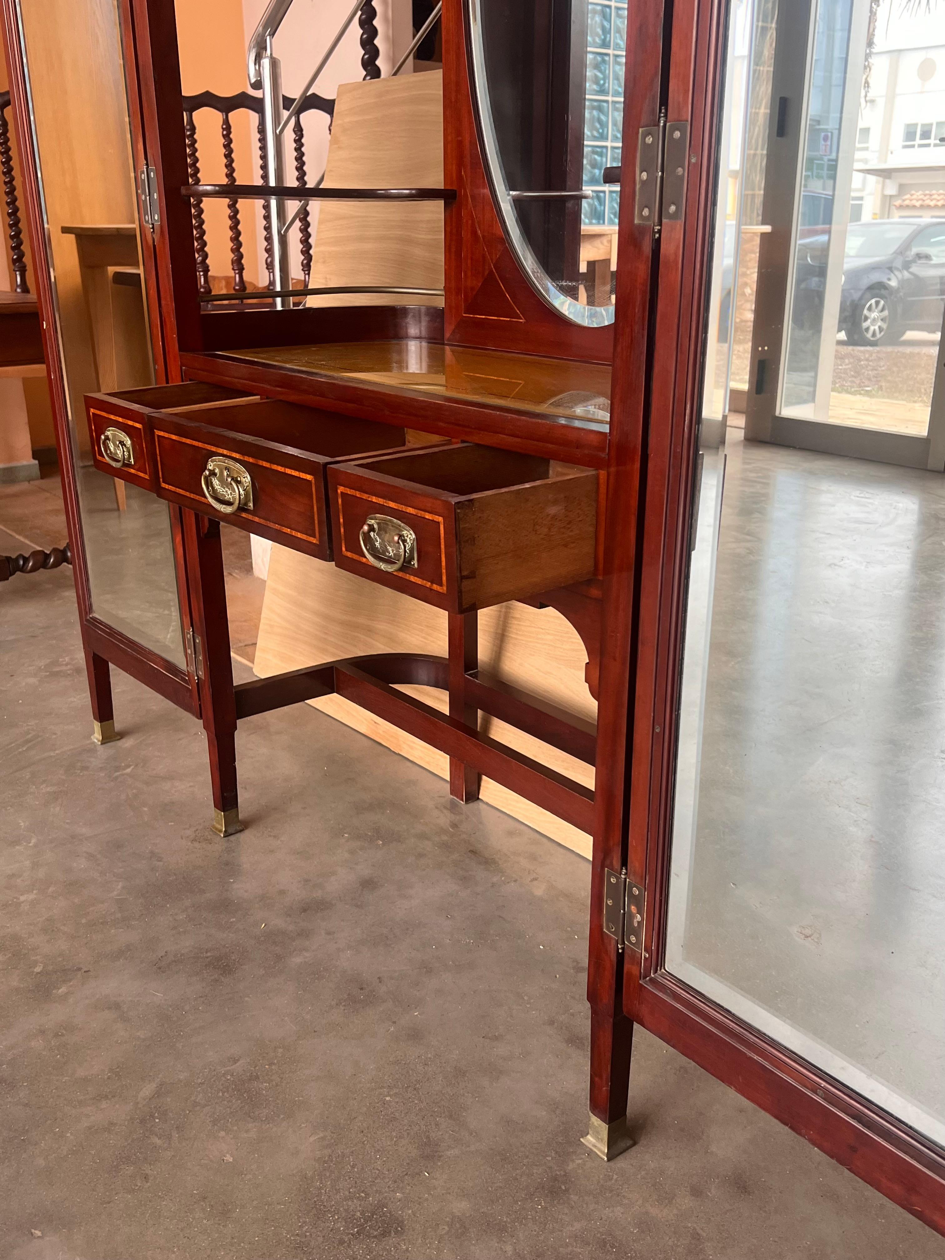 Art Nouveau Vanity Table with Folding Dresser Mirror For Sale 5