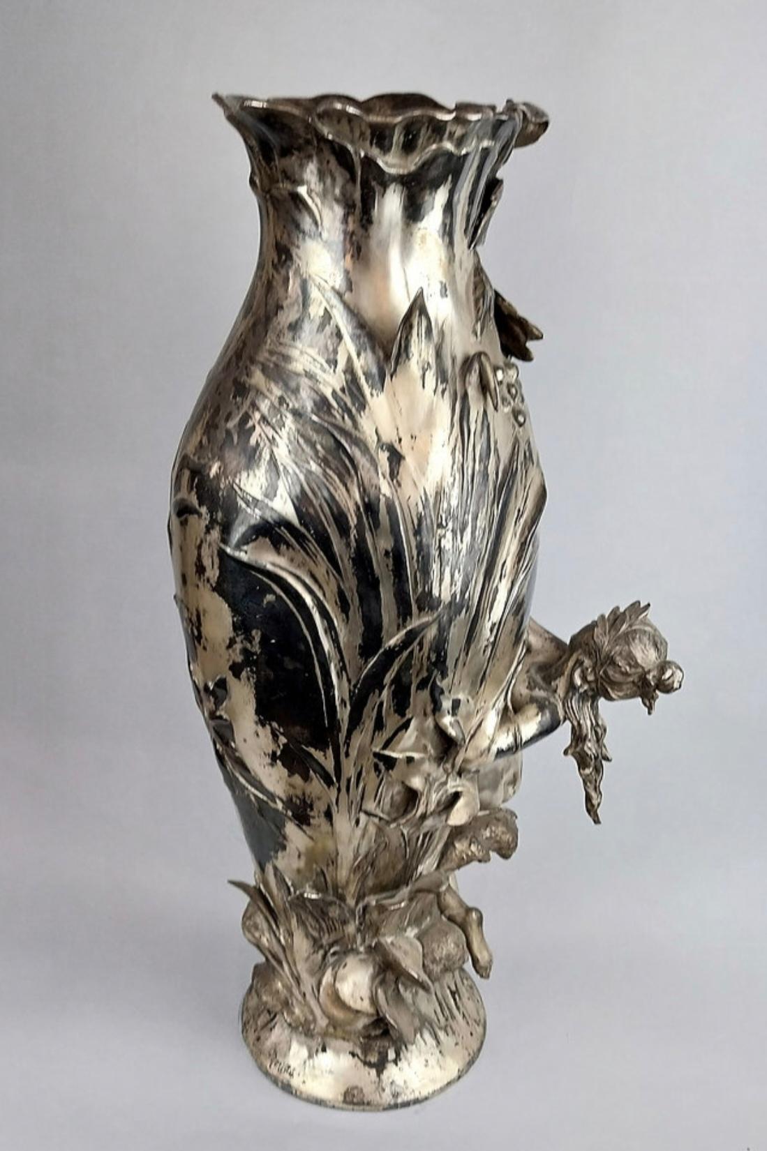 Art Nouveau vase by Auguste Moreau For Sale 2