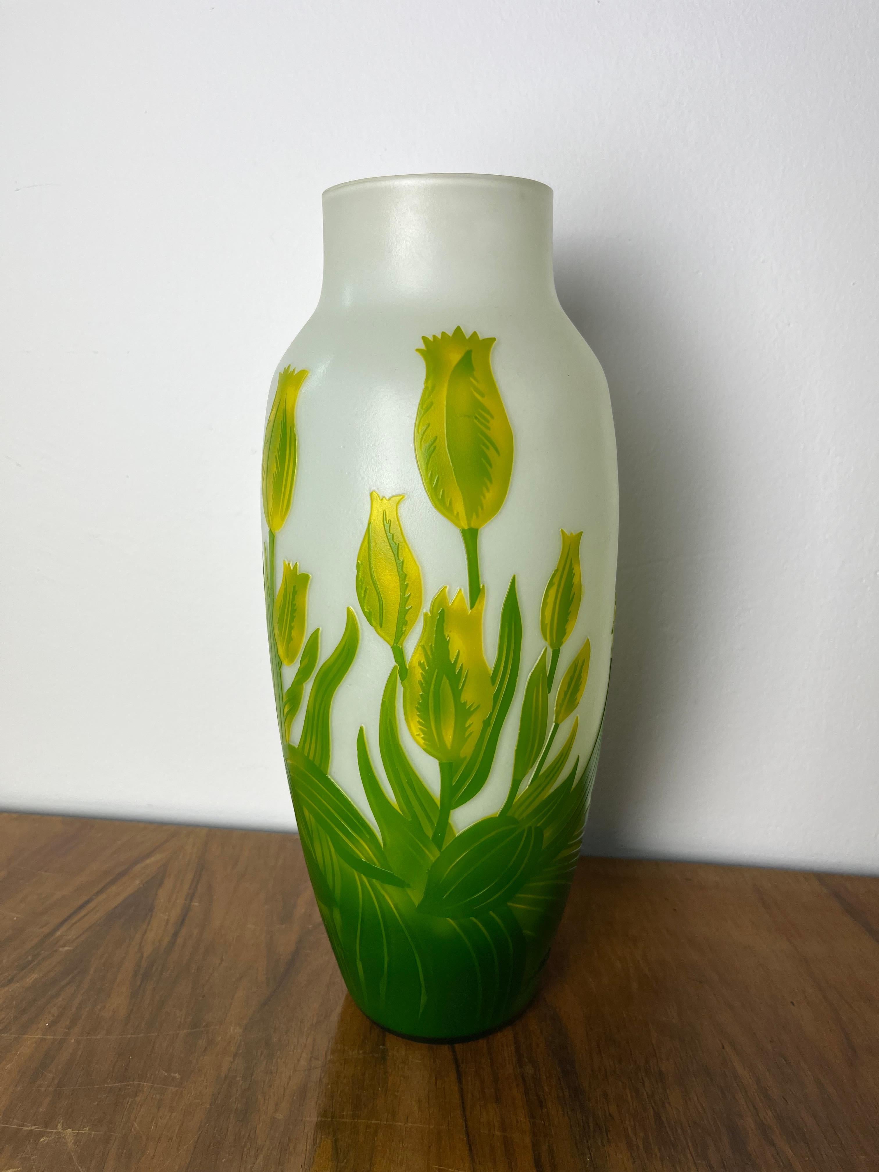 Jugendstilvase von Émile Gallè Polychromes Glas, Frankreich 1910er Jahre im Angebot 2