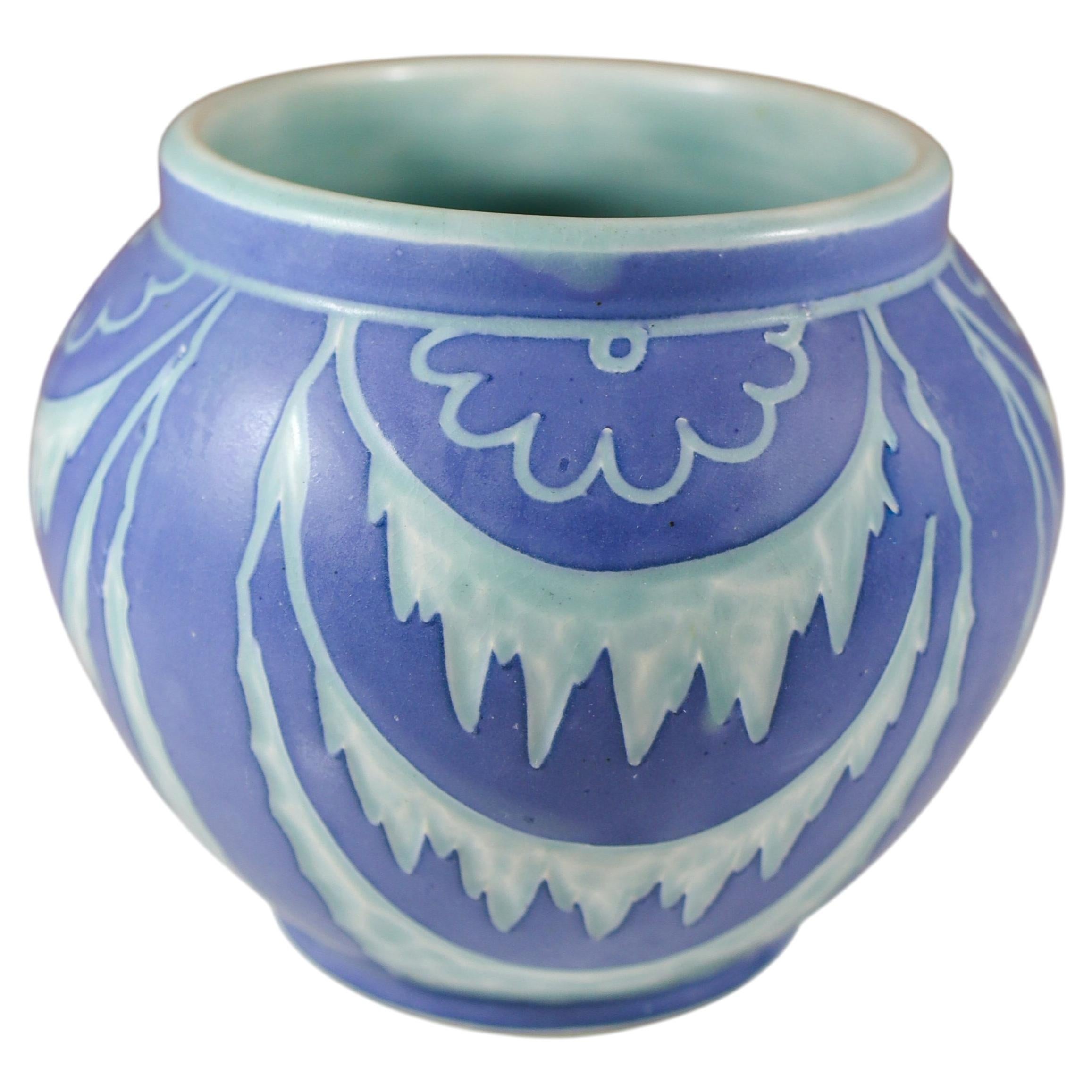 Vaso in ceramica Art Nouveau, floreale turchese e blu Josef Ekberg Sgrafitto 1921
