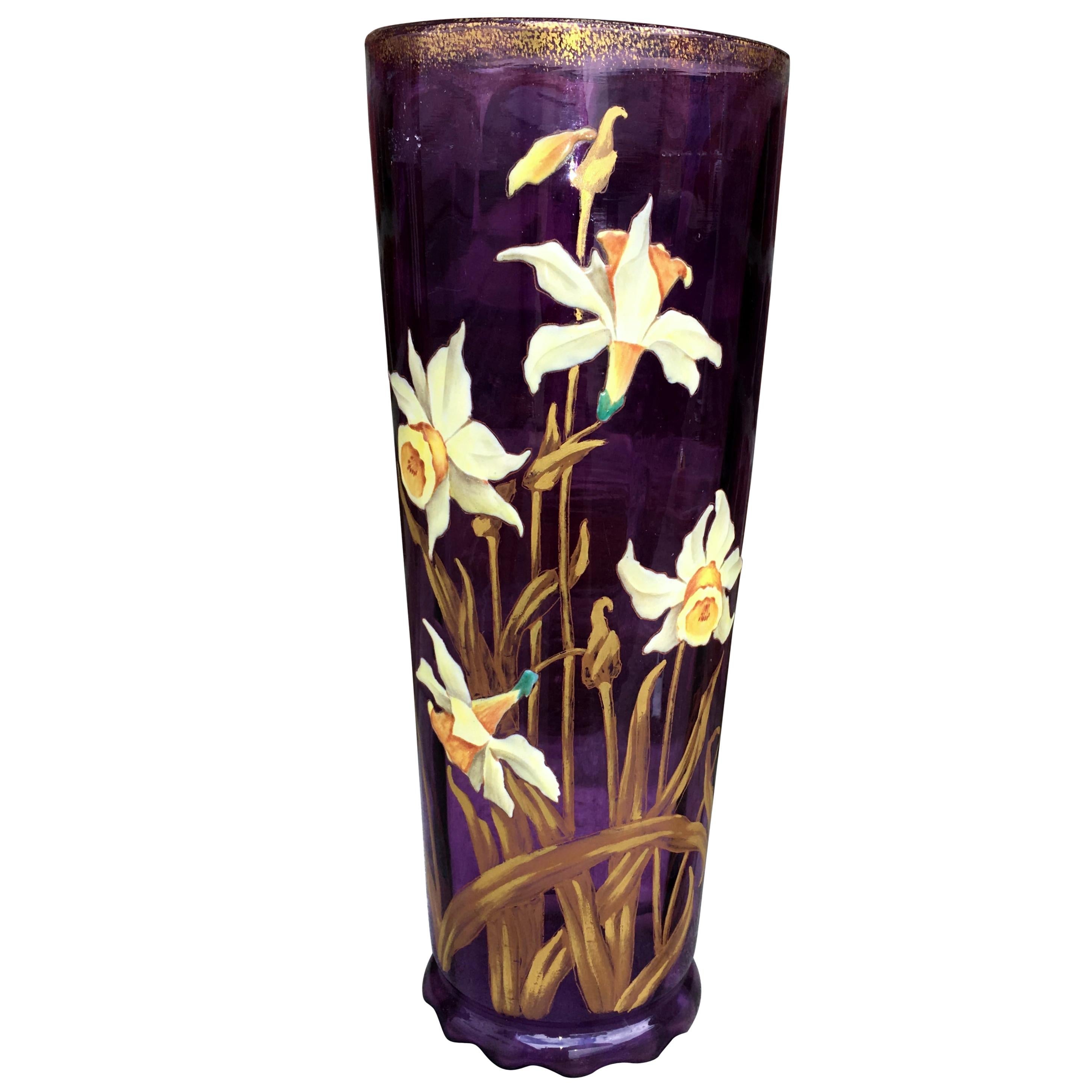 Vase Art nouveau en verre émaillé avec décoration florale, vers 1900 en vente