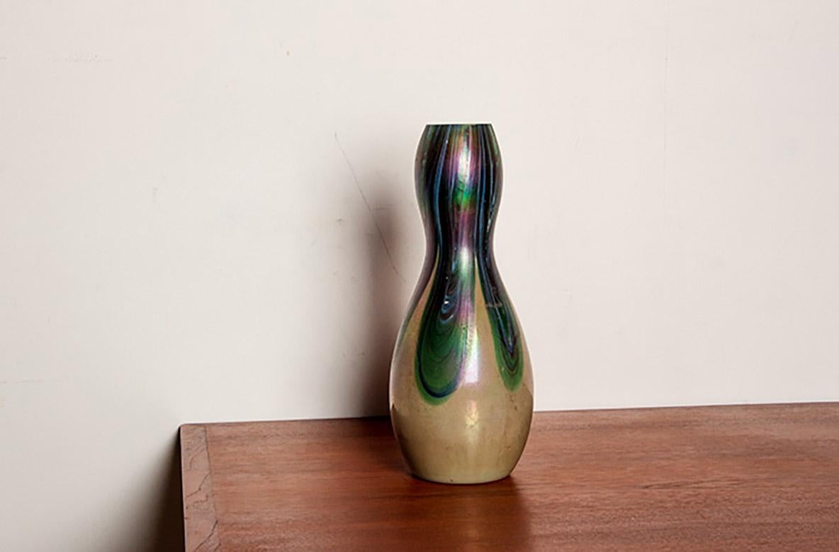 Americano Vaso Art Nouveau in pasta di vetro in stile Art Favrile. in vendita