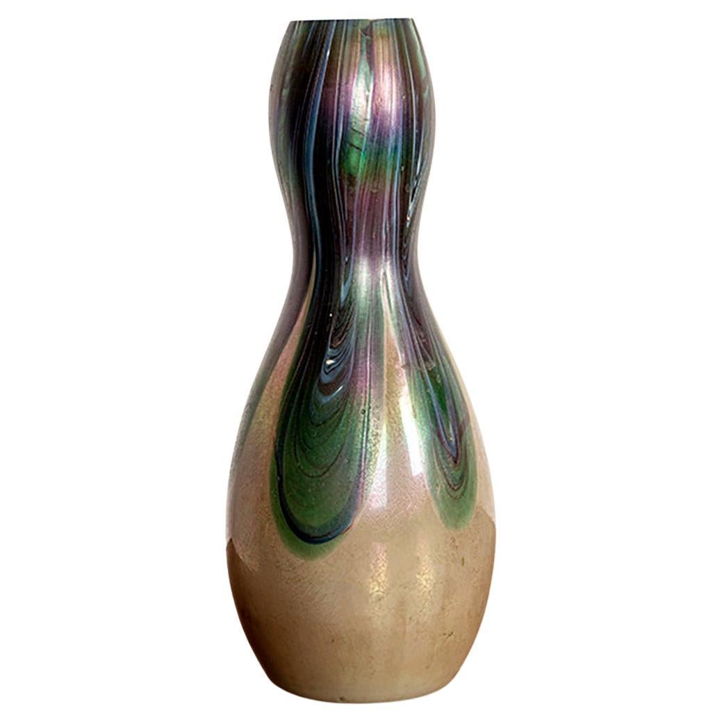 Vaso Art Nouveau in pasta di vetro in stile Art Favrile. in vendita