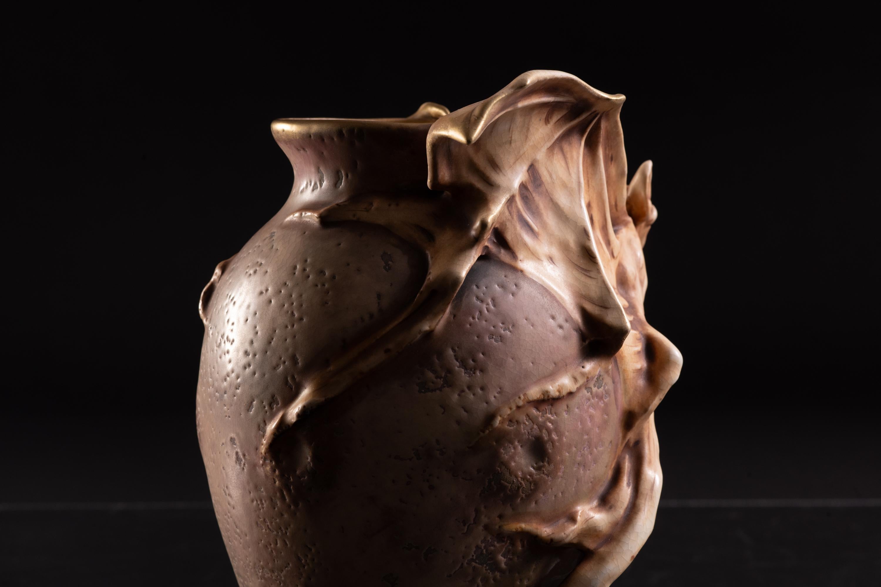 Vaso Art Nouveau con pipistrello di Eduard Stellmacher per RStK Amphora in vendita 5