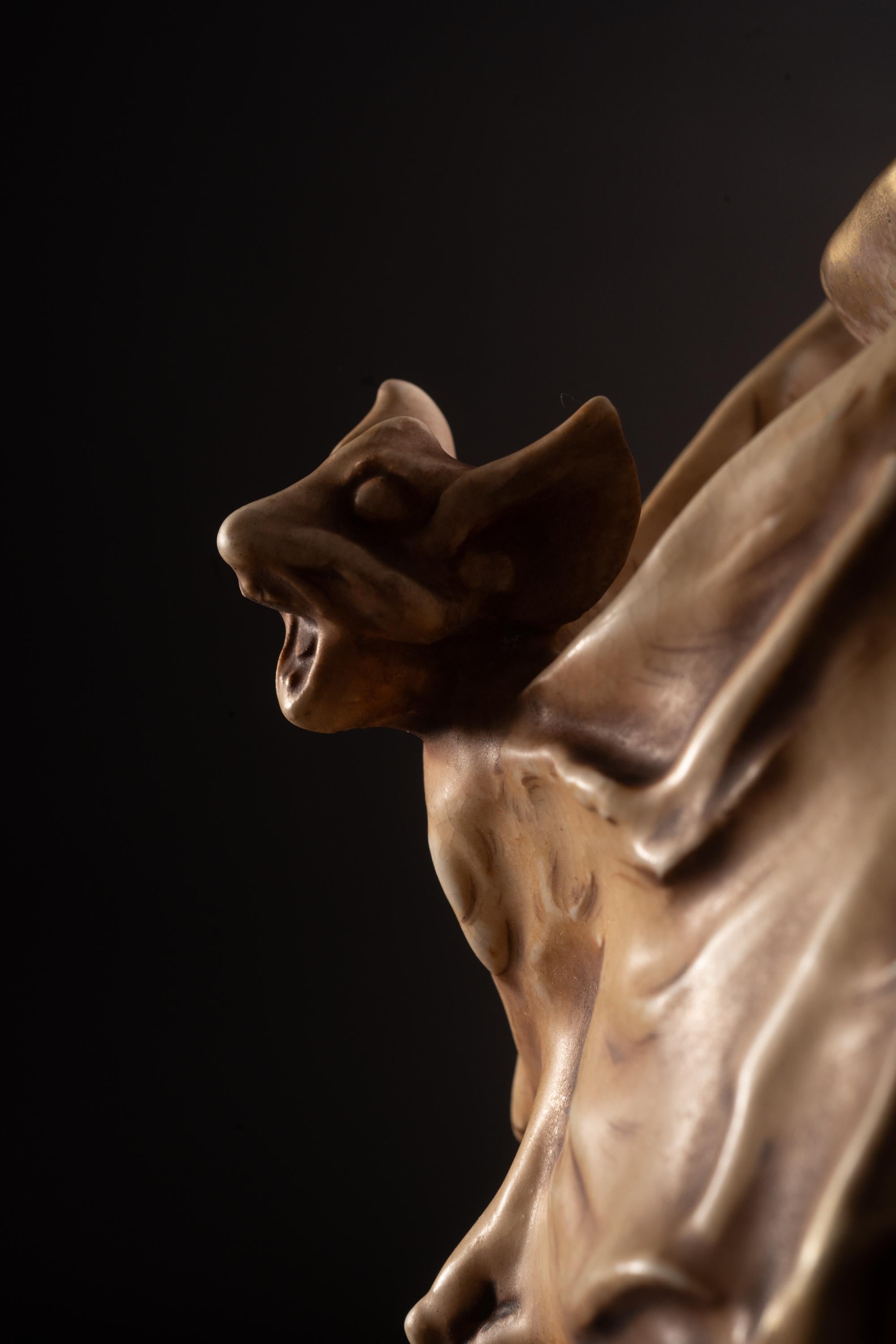 Vaso Art Nouveau con pipistrello di Eduard Stellmacher per RStK Amphora in vendita 9